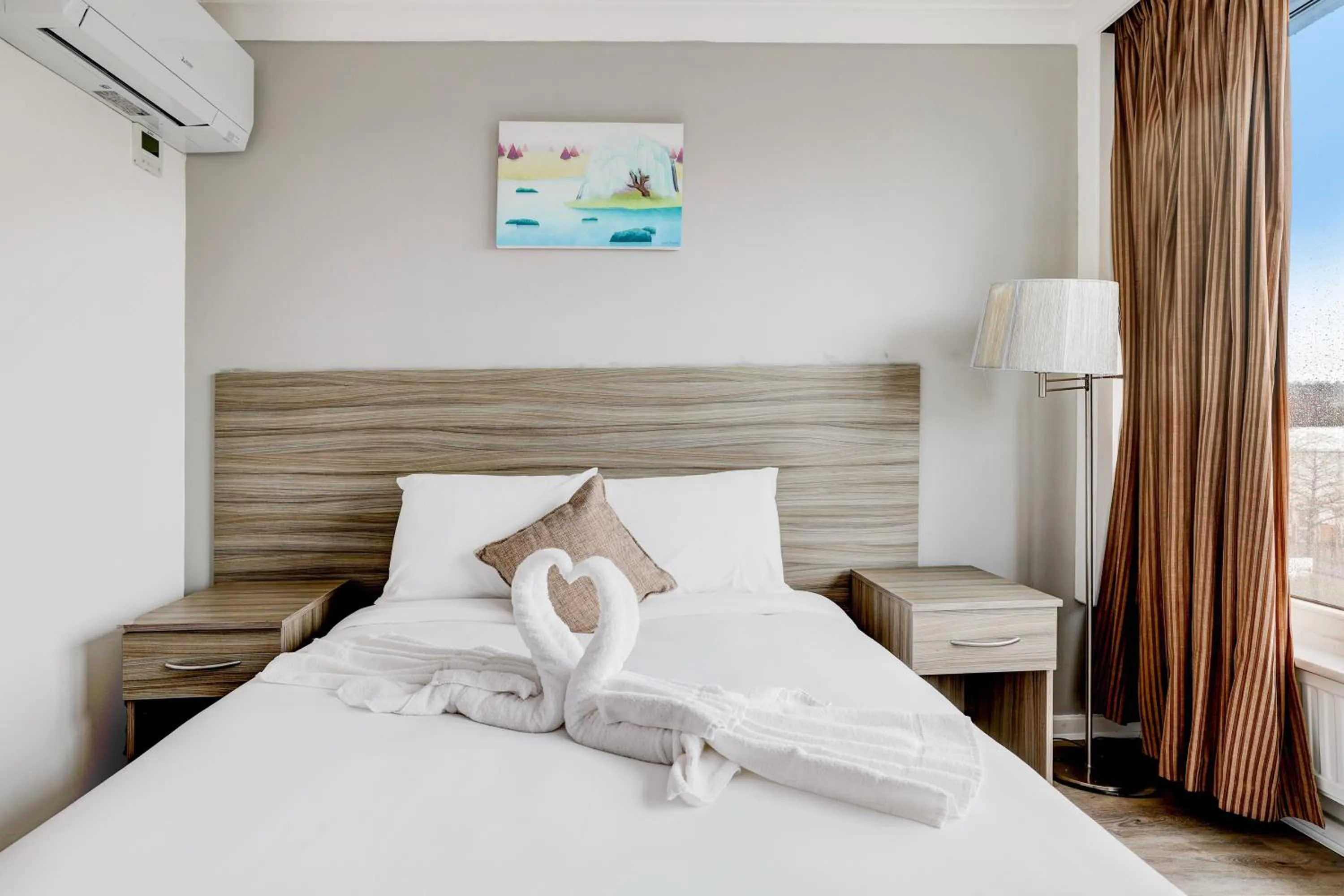 Bedroom, Bed in OYO The Chiltern Hotel