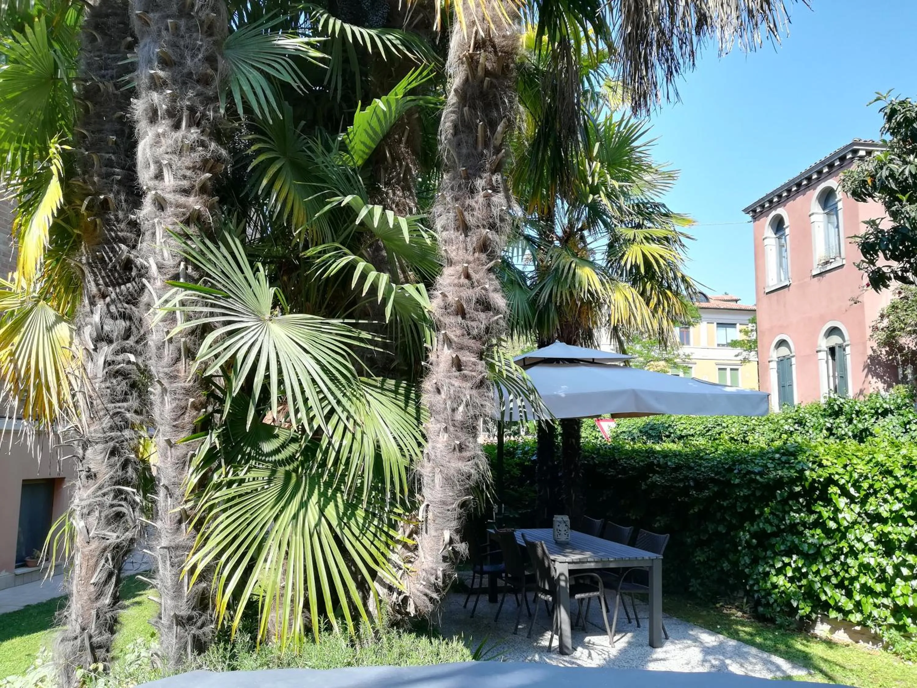 Property building in Villa Berghinz