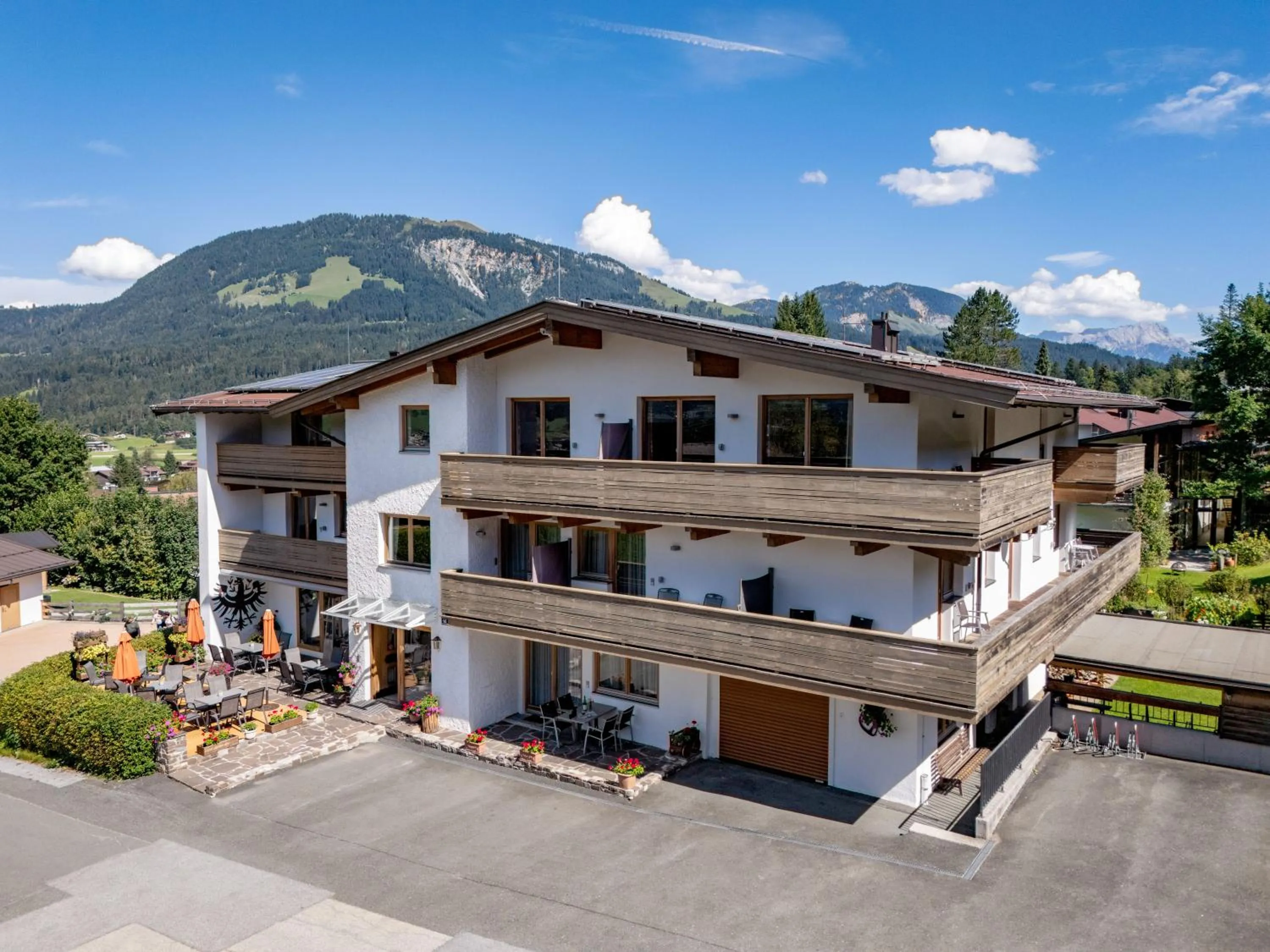 Property building in Pension Noella