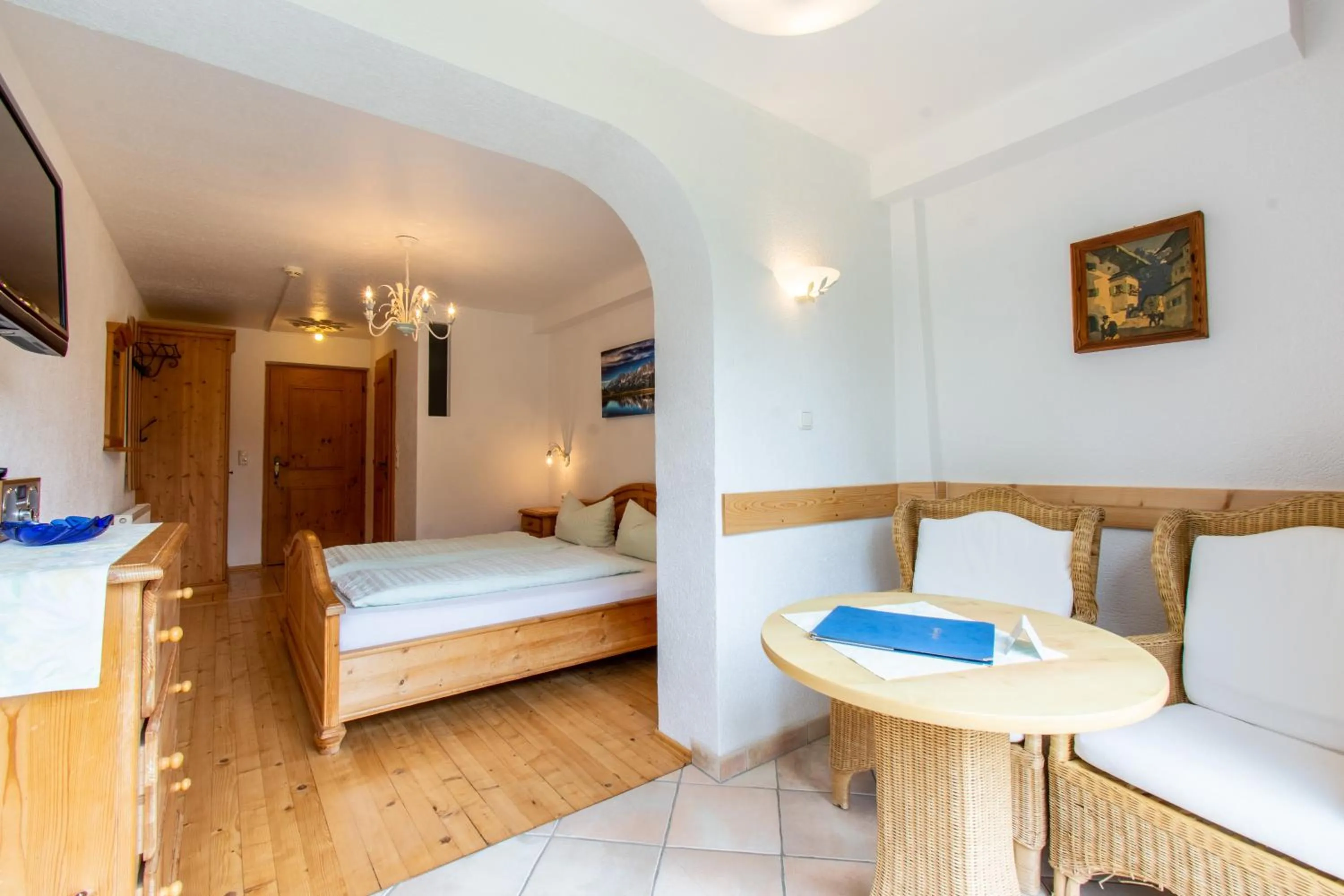 Photo of the whole room, Bed in Pension Noella