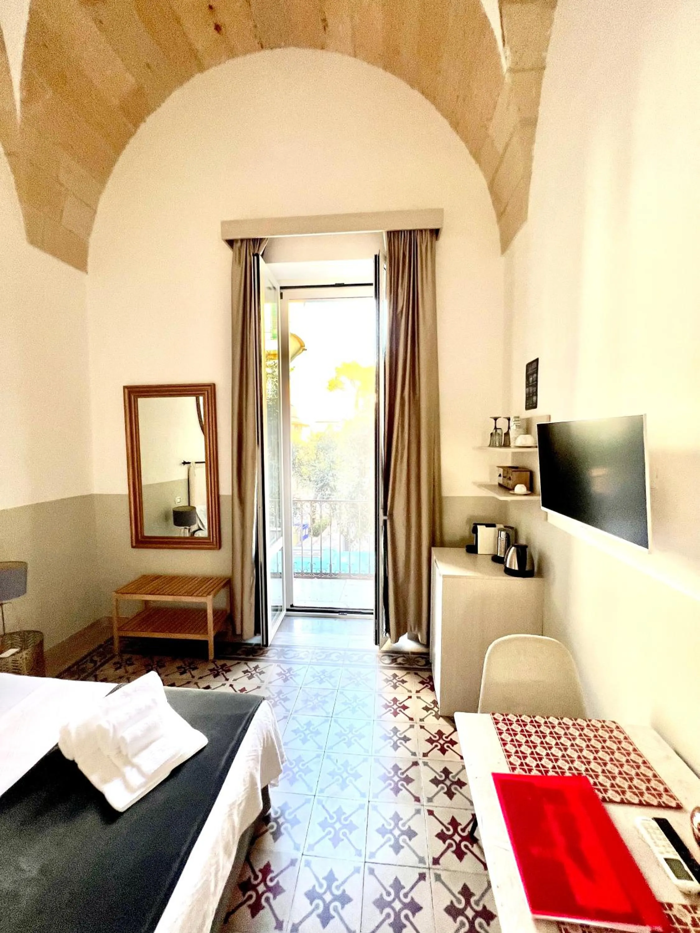 Photo of the whole room, Bed in Eccelsoleccese Boutique B&B - steps from the Historic Center