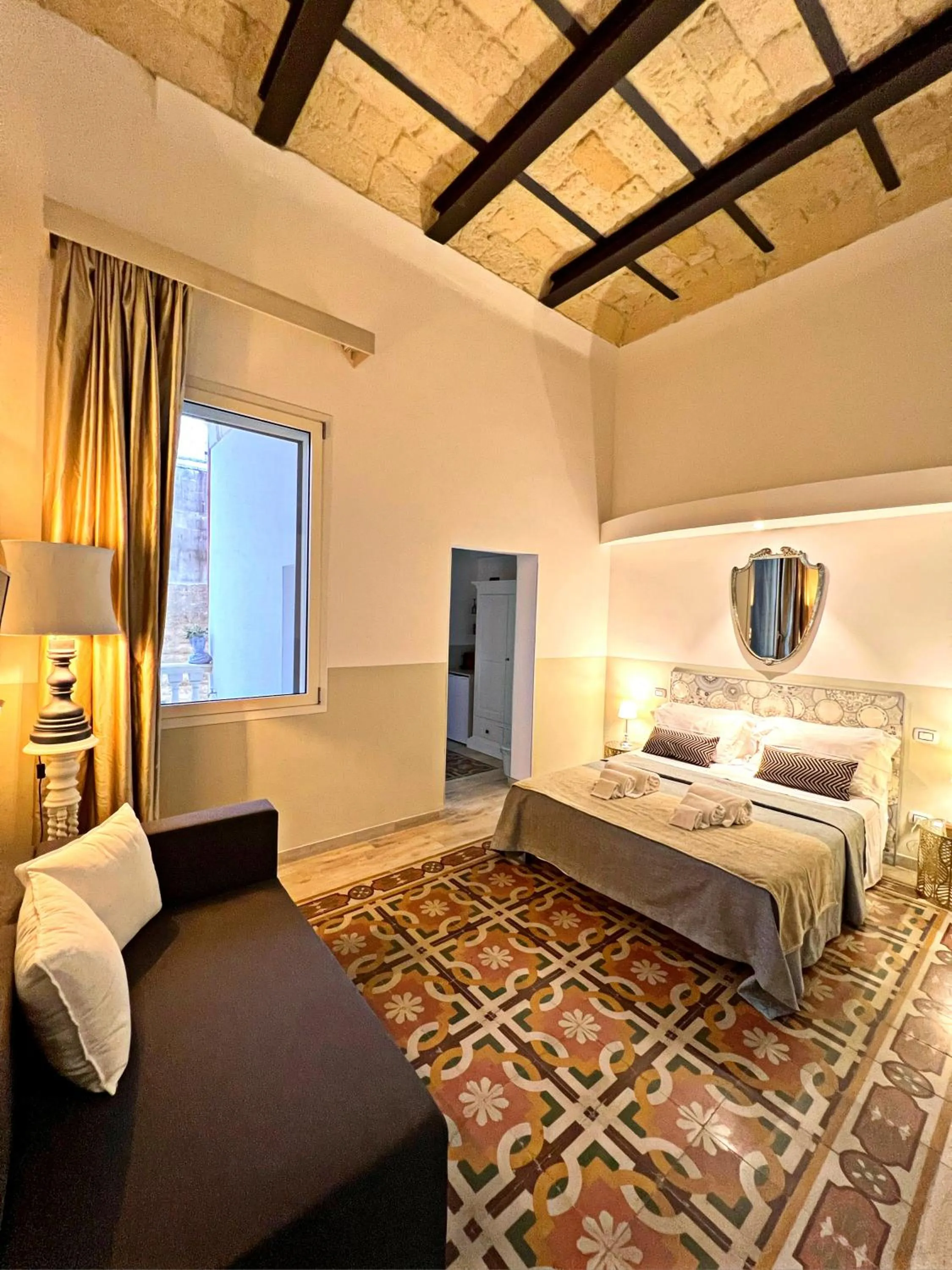 Photo of the whole room, Bed in Eccelsoleccese Boutique B&B - steps from the Historic Center