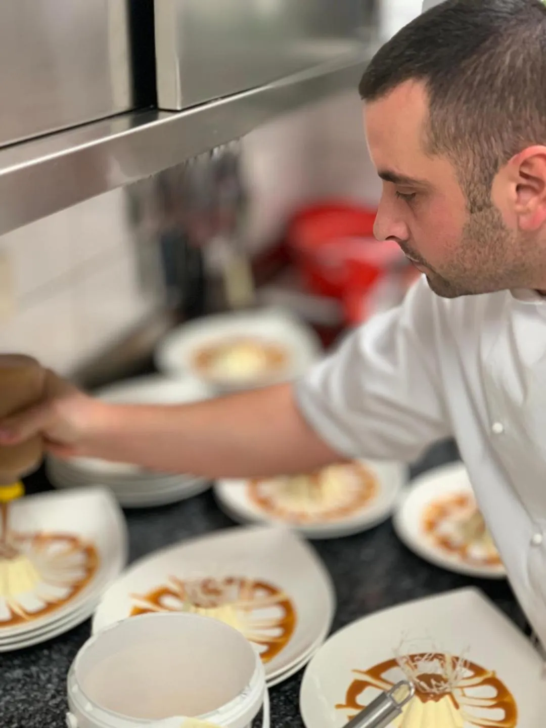 People in Hotel Hirlanda