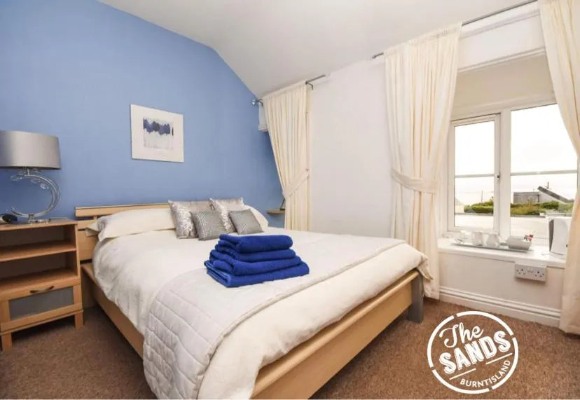 Bed in Burntisland Sands Hotel