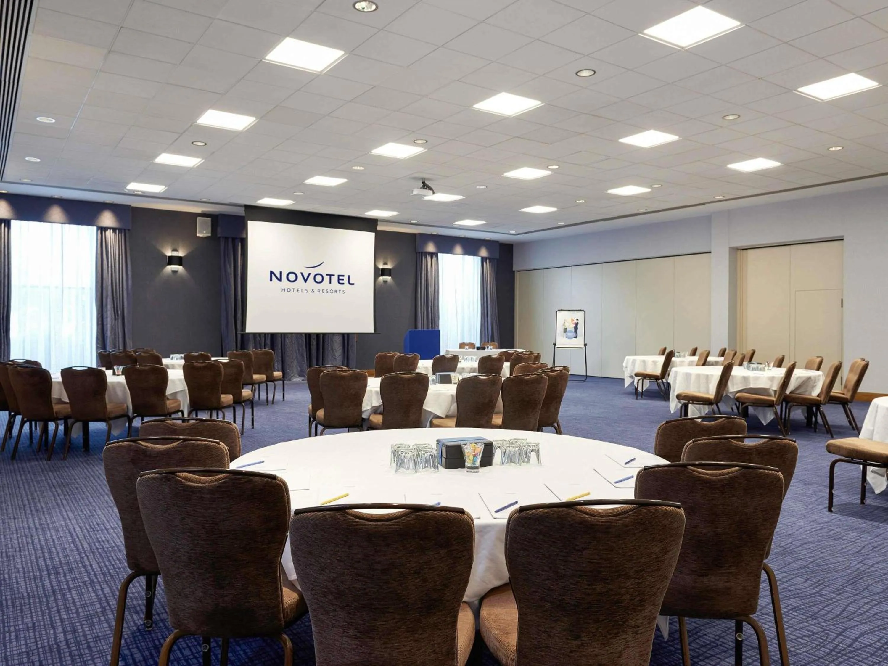Meeting/conference room in Novotel London Stansted Airport