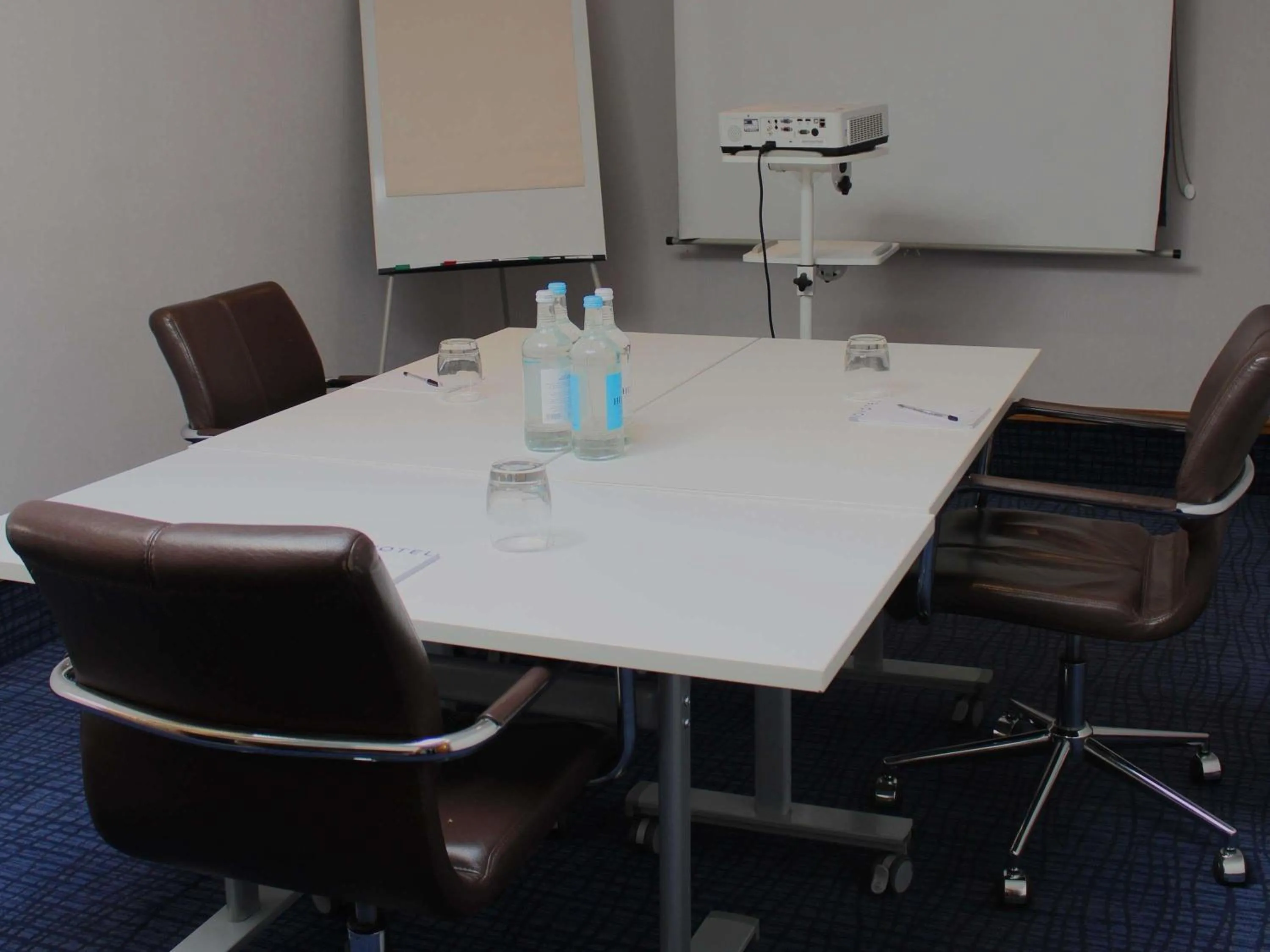 Meeting/conference room in Novotel London Stansted Airport