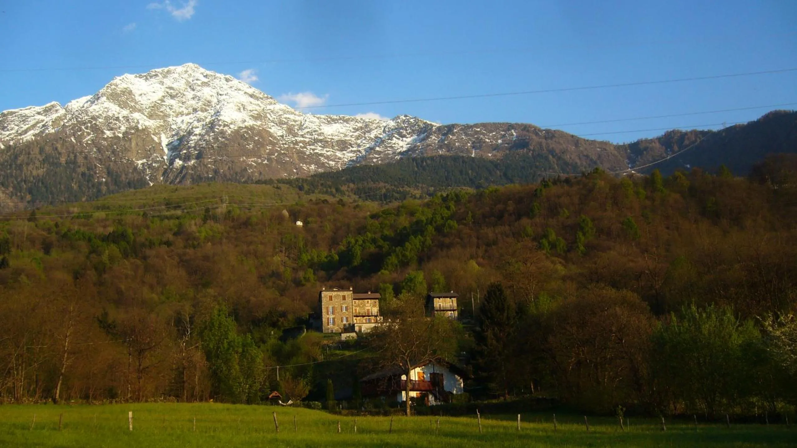 Property building in Villadina Farm