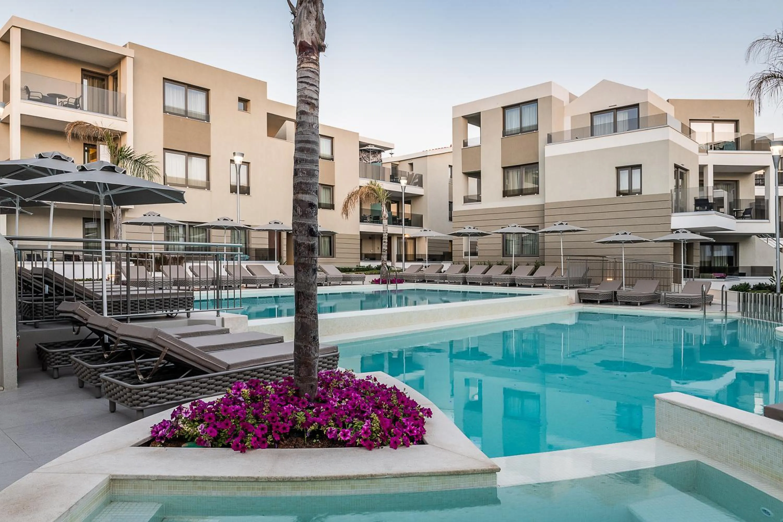 Swimming pool in Porto Platanias Beach Luxury Selection - Adults Only