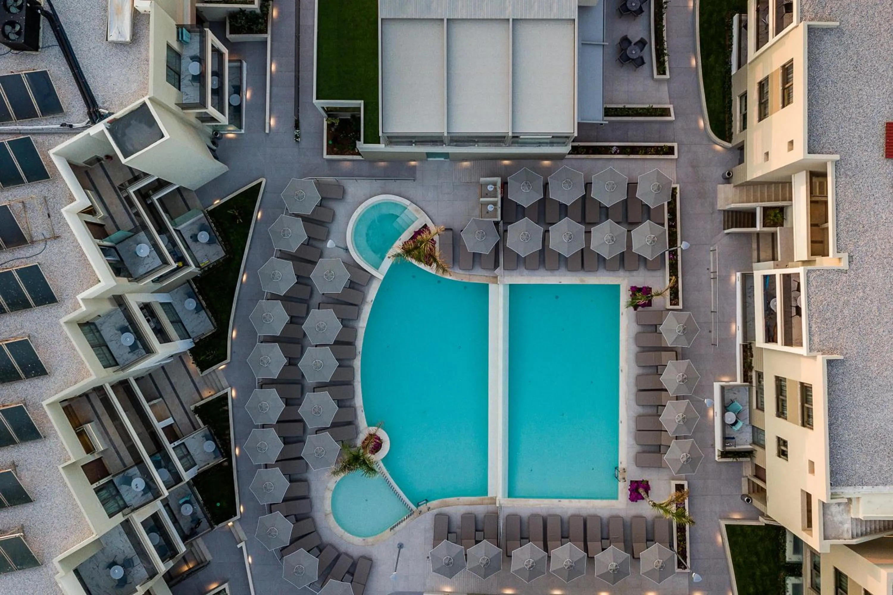 Swimming pool in Porto Platanias Beach Luxury Selection - Adults Only