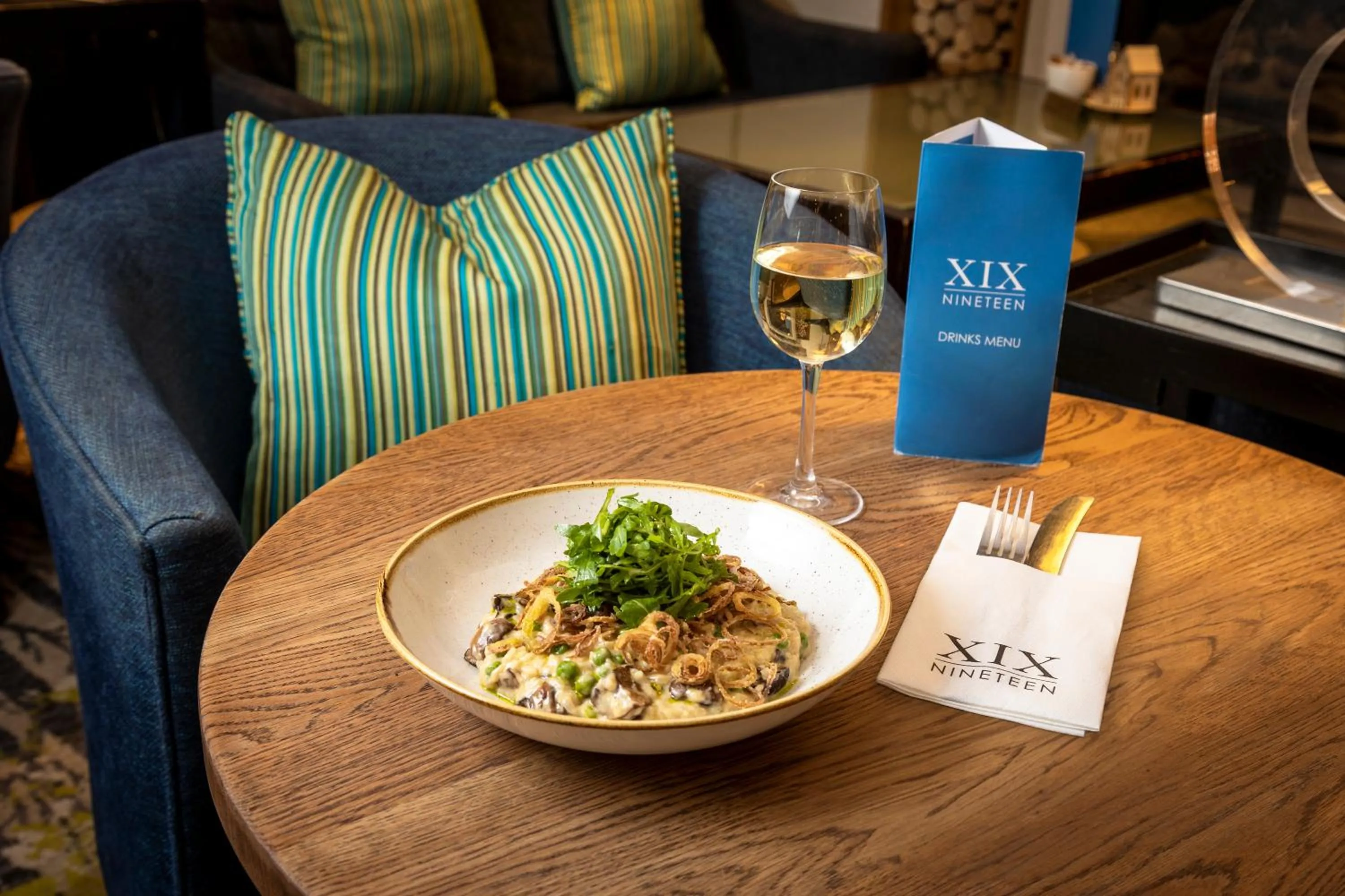 Restaurant/places to eat in Foxhills Club & Resort