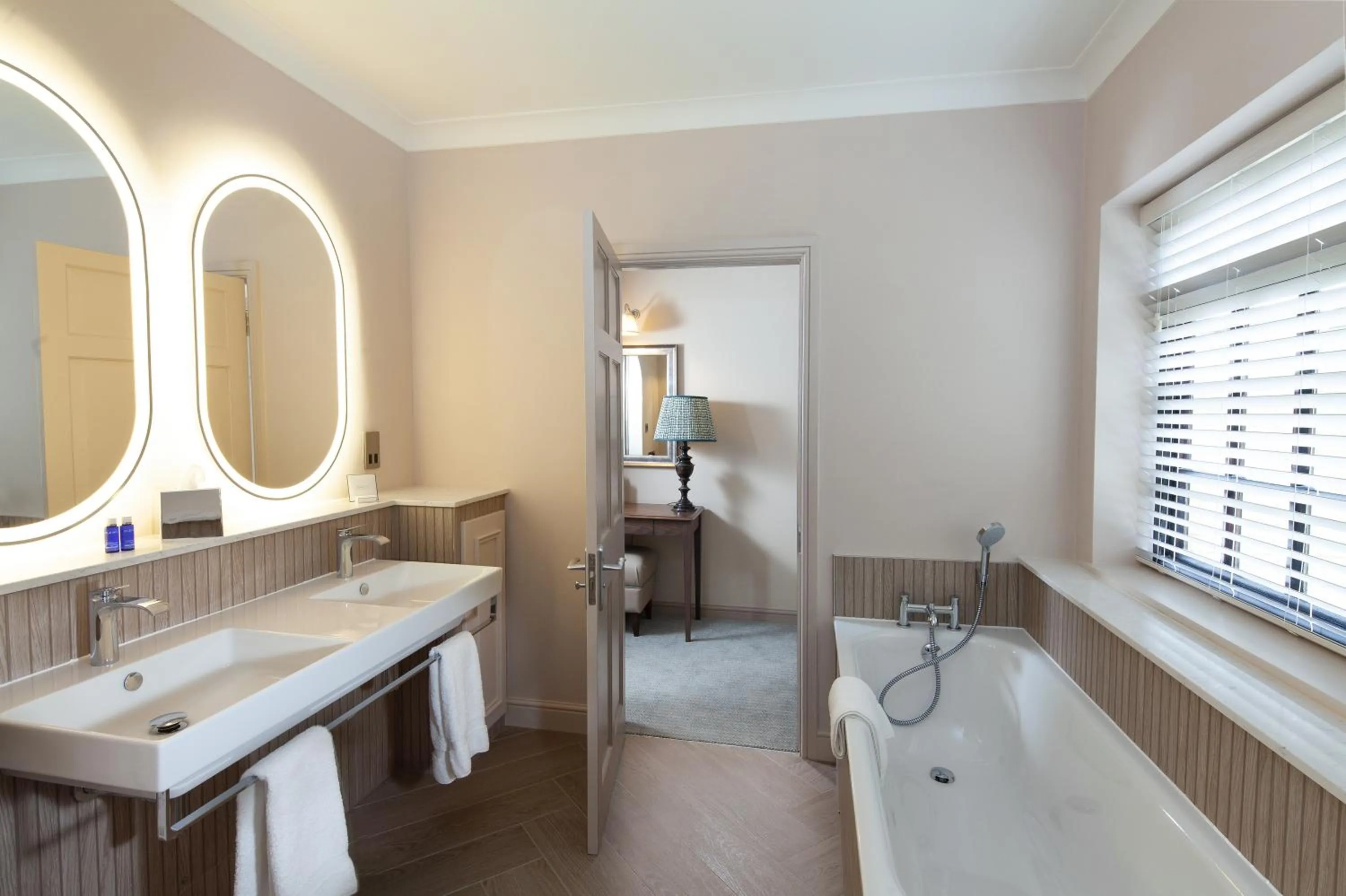 Foxhills Club & Resort