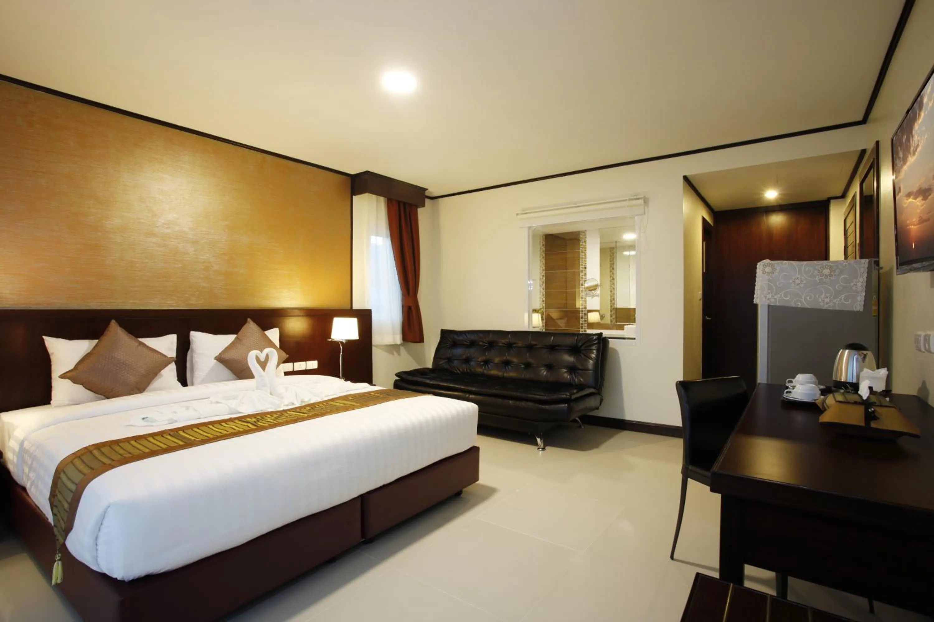 Bedroom, Bed in Orchid Resortel