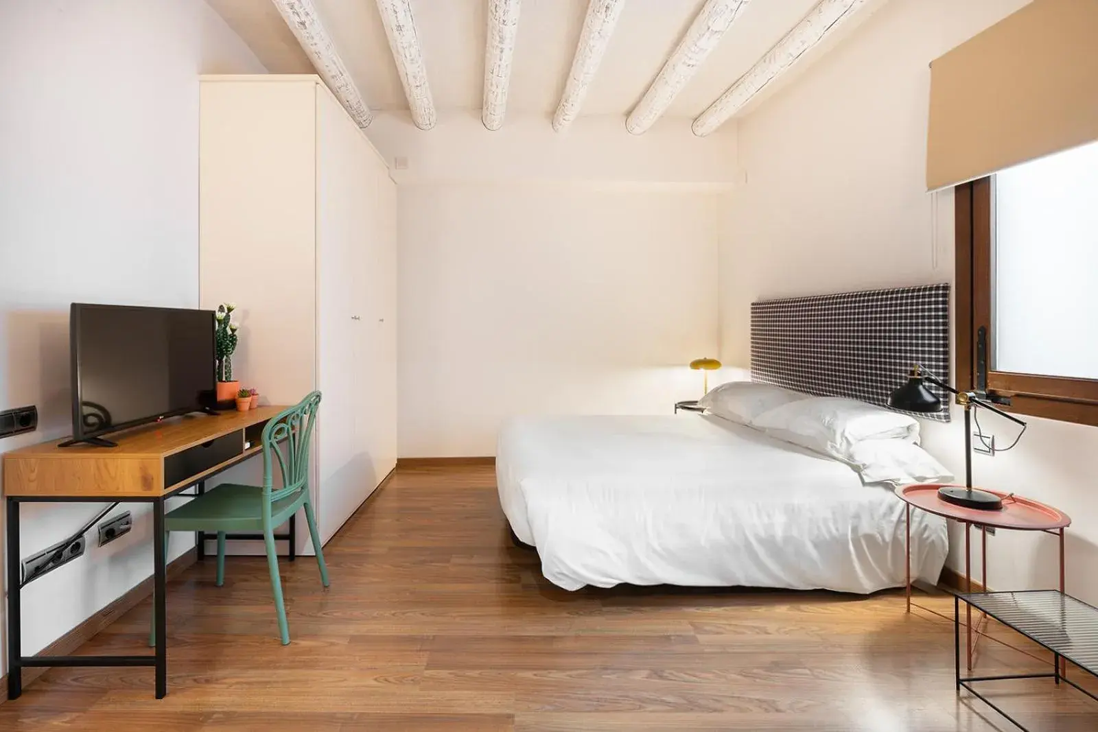 Double Room in Hostal Pichorradicas Double Room in Hostal Pichorradicas