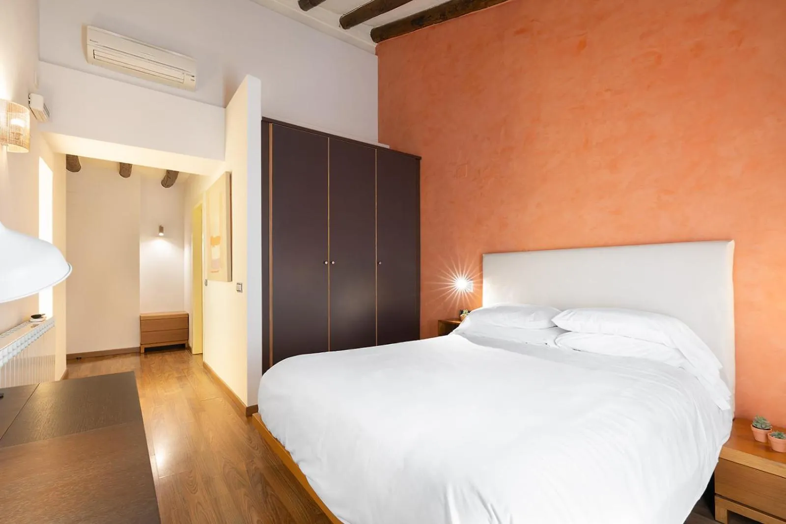 Bed in Hostal Pichorradicas