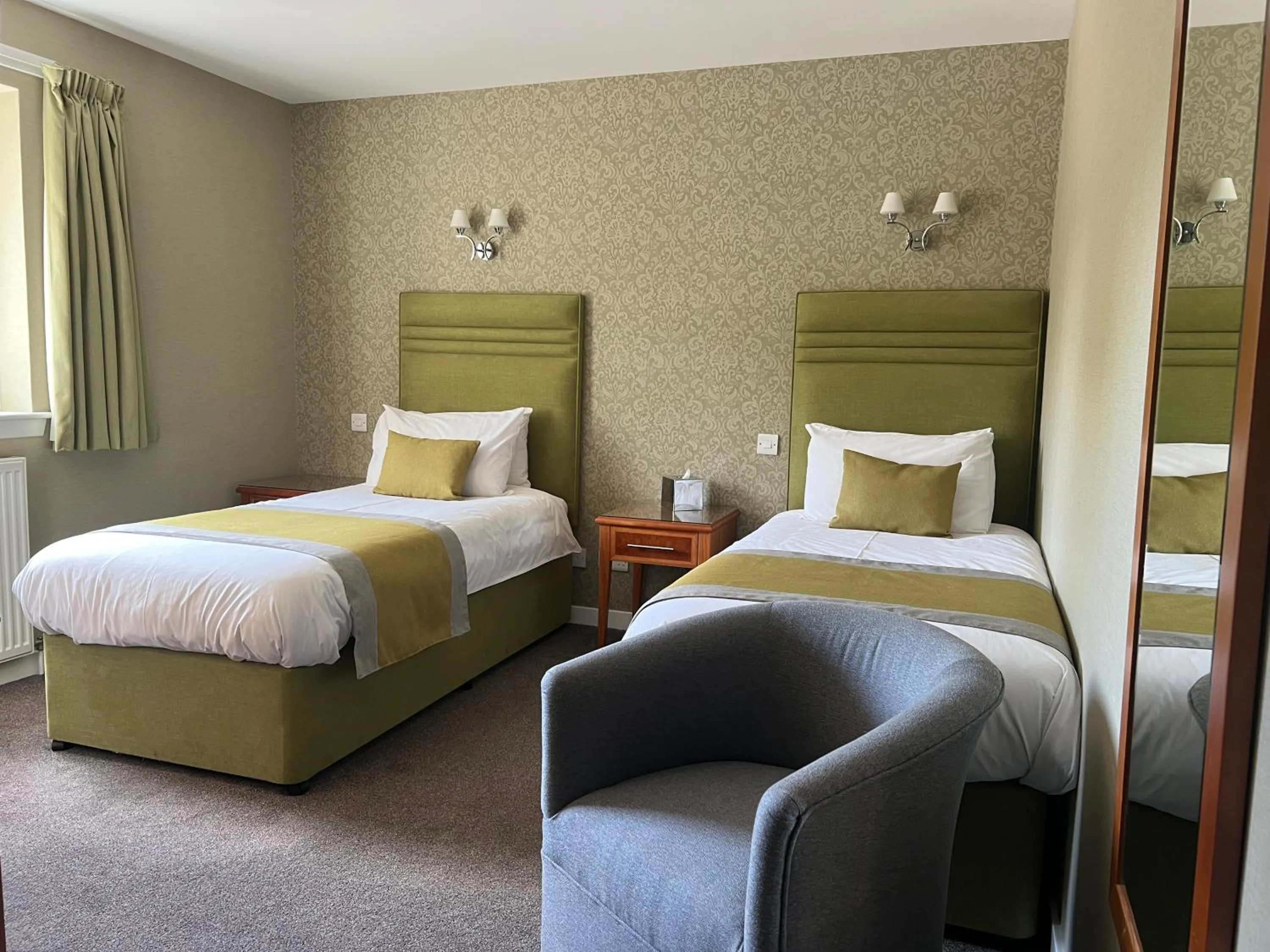 Photo of the whole room, Bed in Laichmoray Hotel