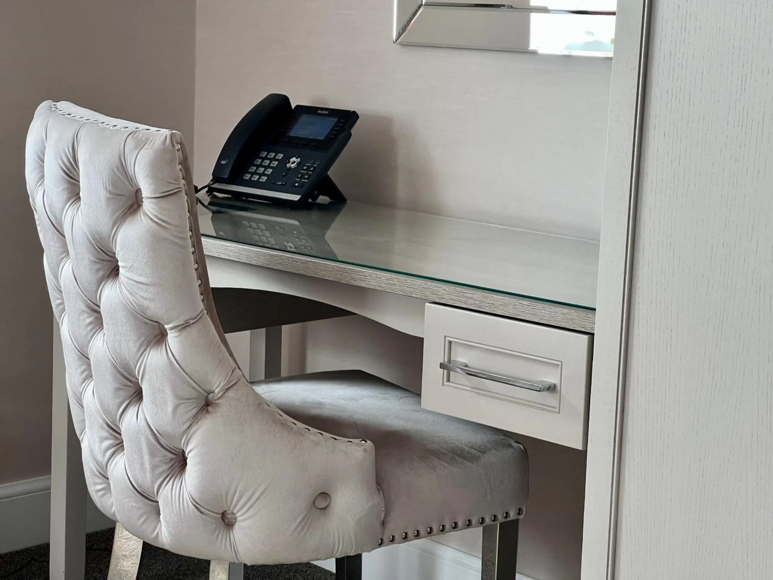 Bedroom in Laichmoray Hotel