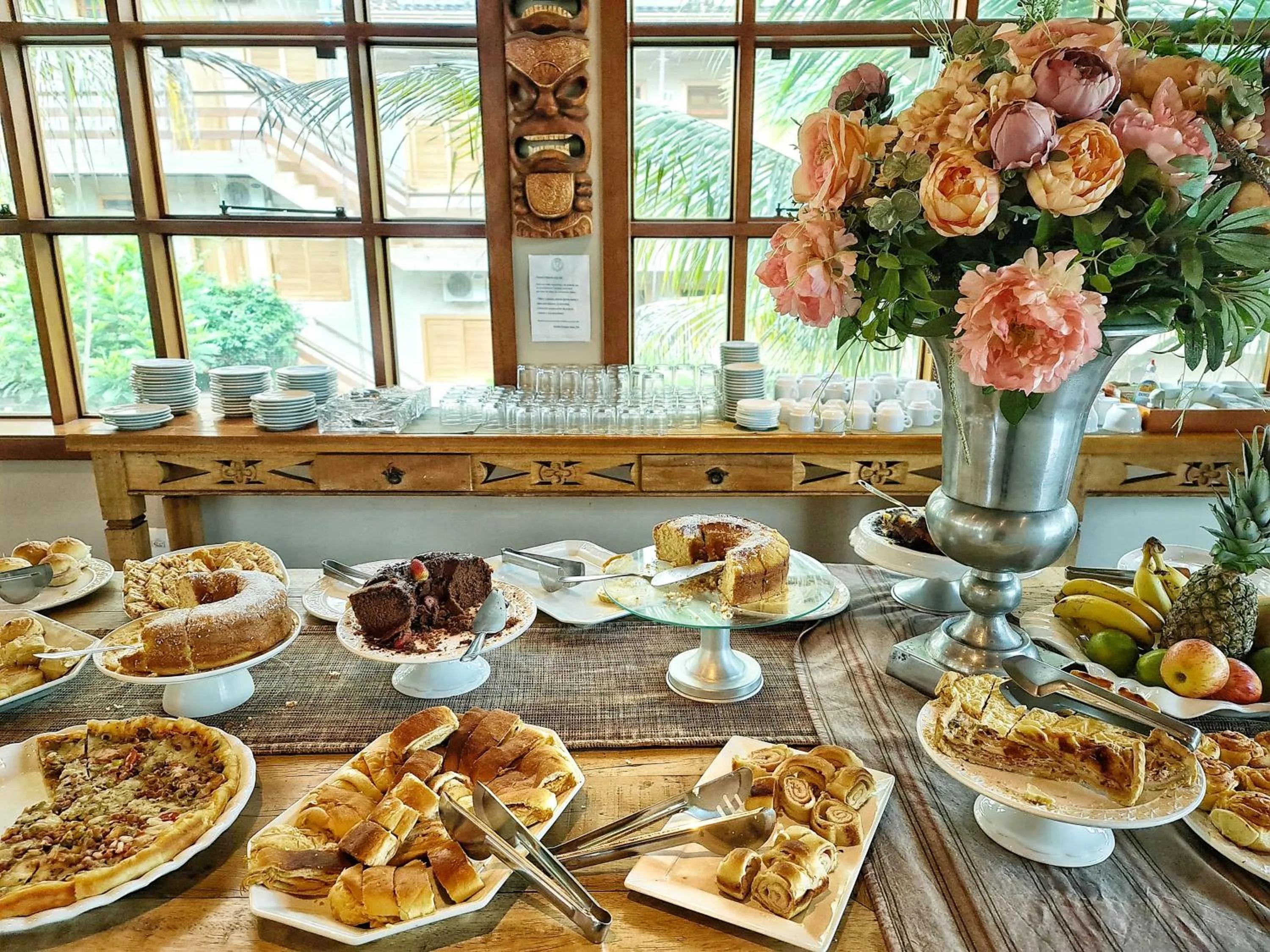 Continental breakfast in Hotel Pousada Santa Rita