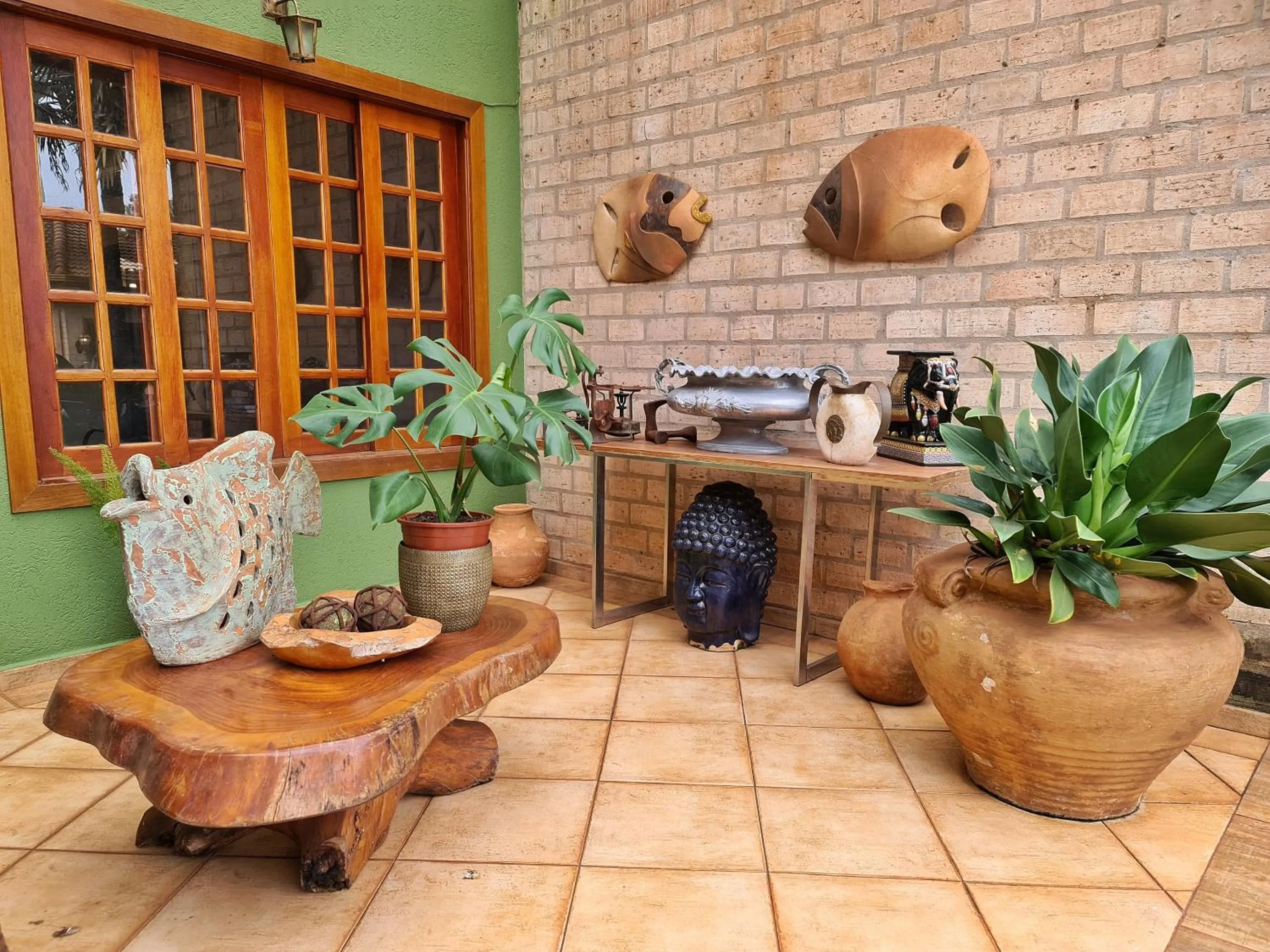 Seating area in Hotel Pousada Santa Rita