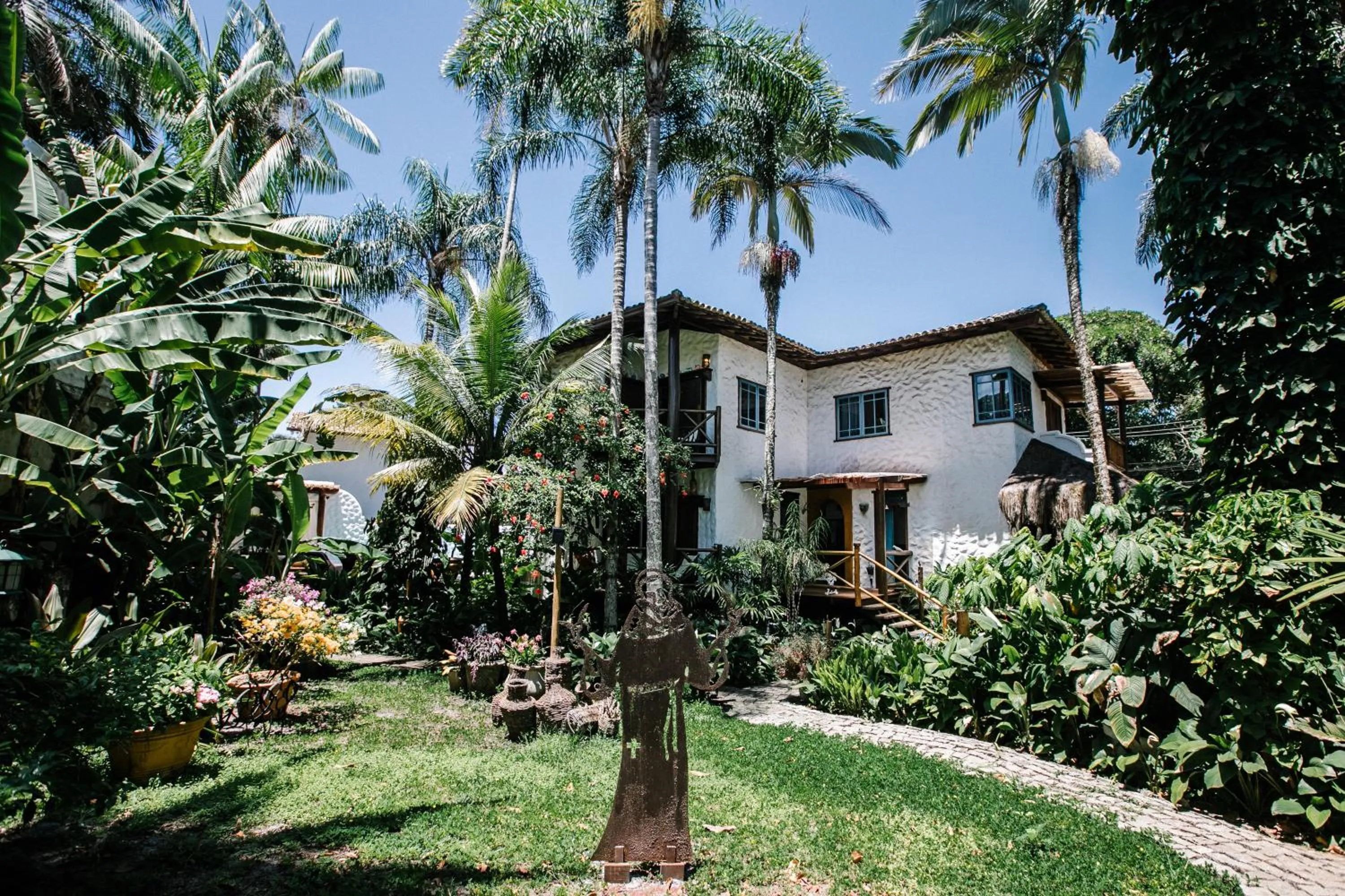 Garden in Pousada Burundanga