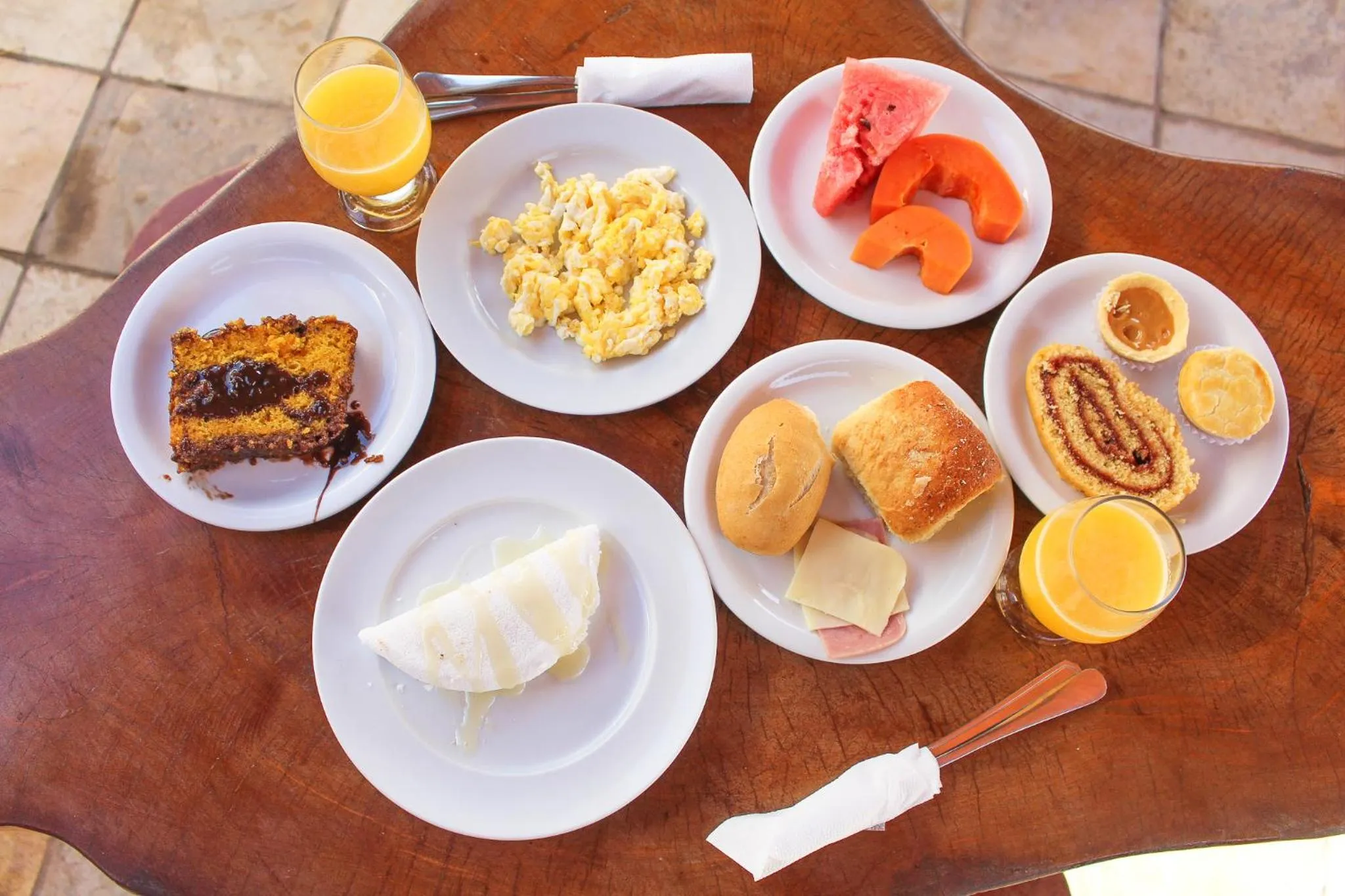 Breakfast in Pousada Coqueiro Verde