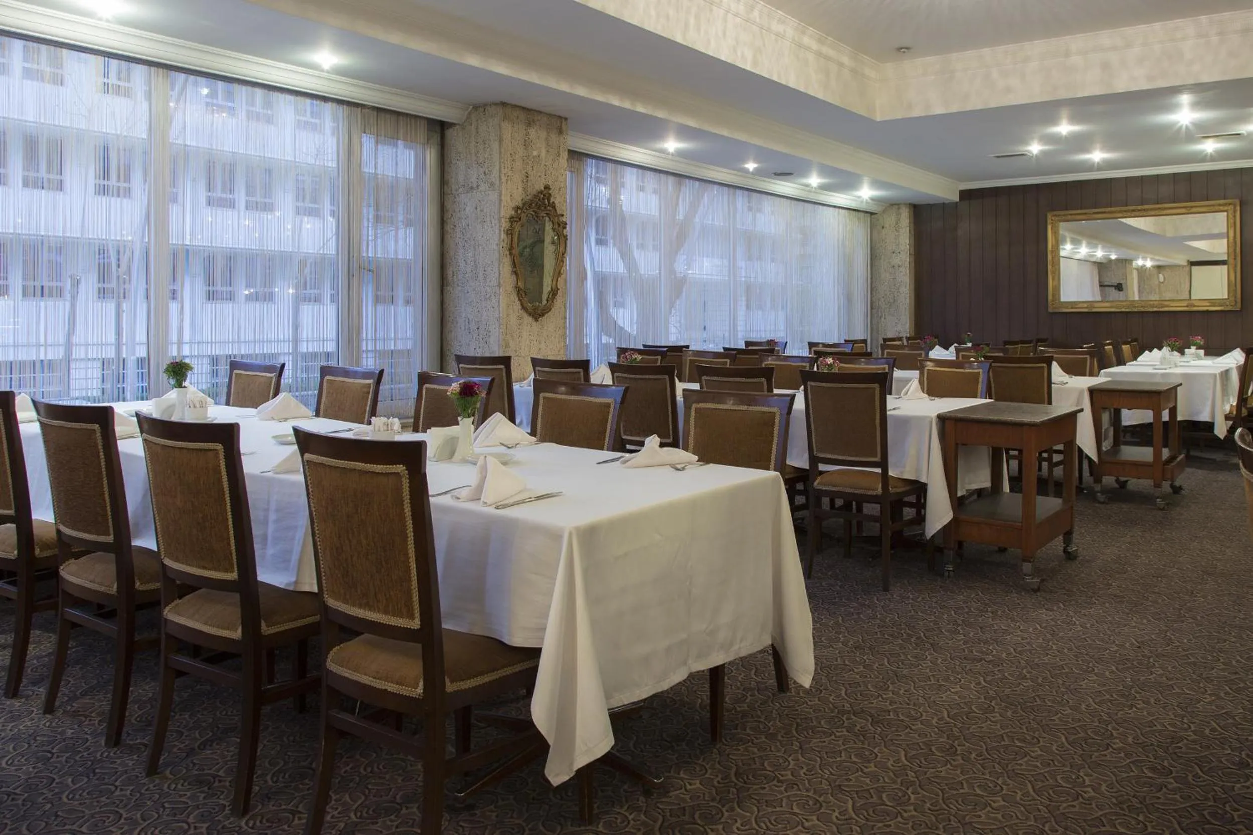 Restaurant/places to eat in Gurkent Hotel