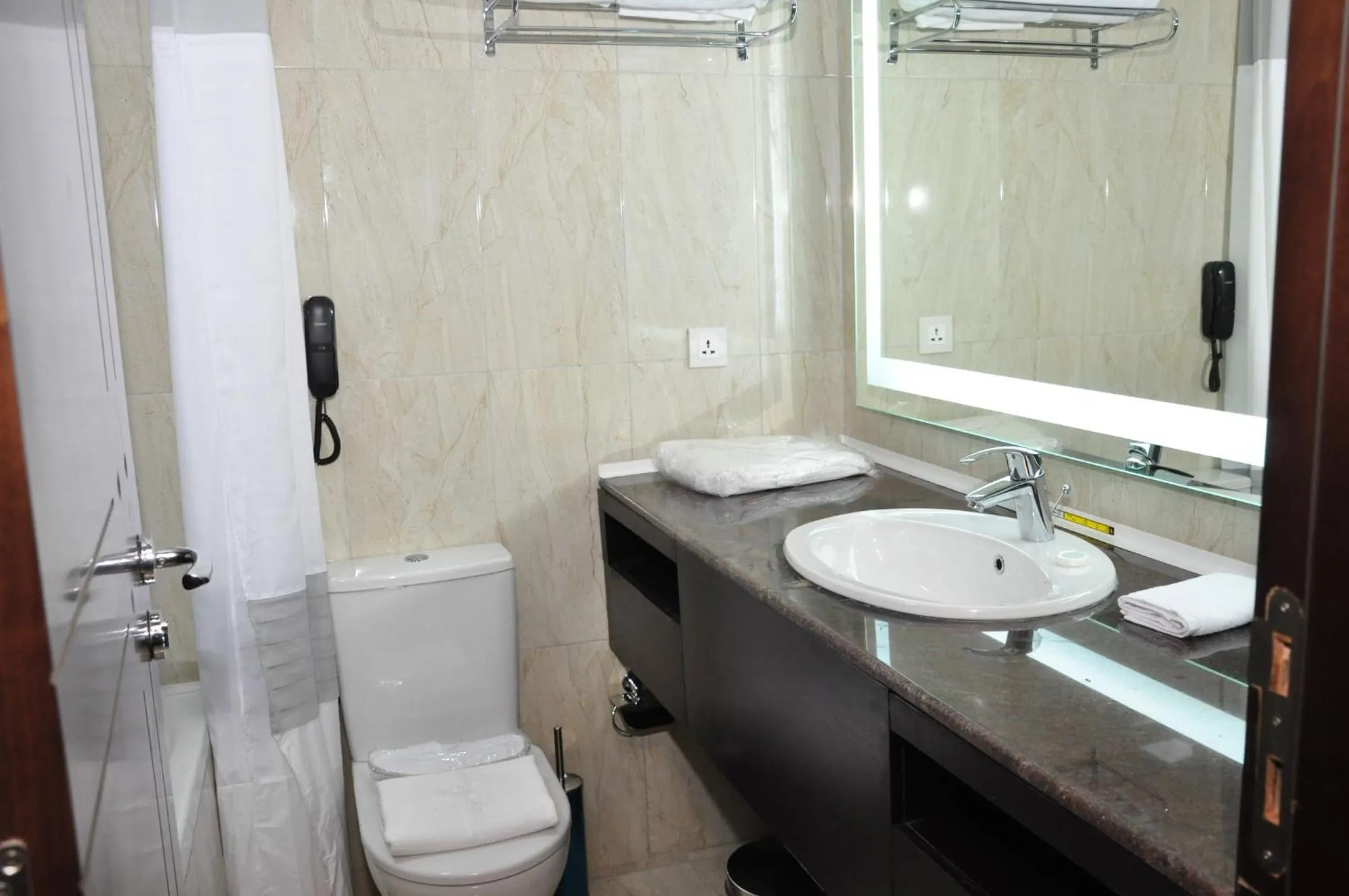 Bathroom in Rollace Hotel