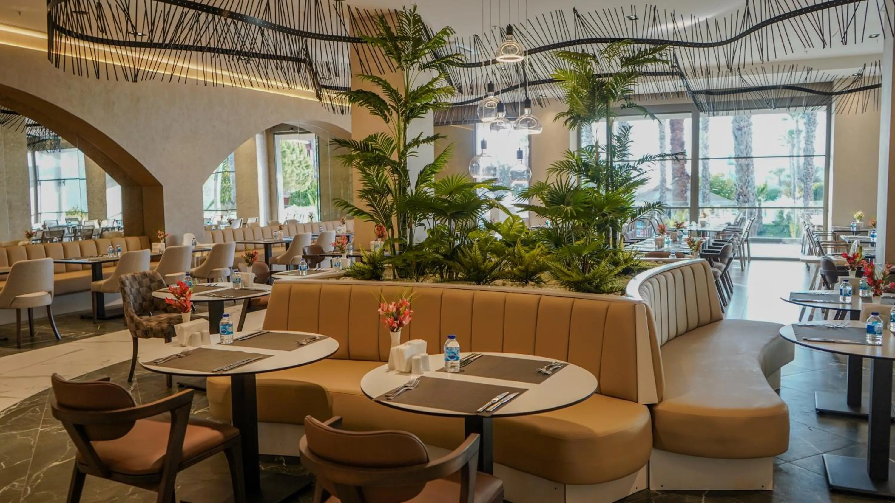 Restaurant/places to eat in Justiniano Club Park Conti