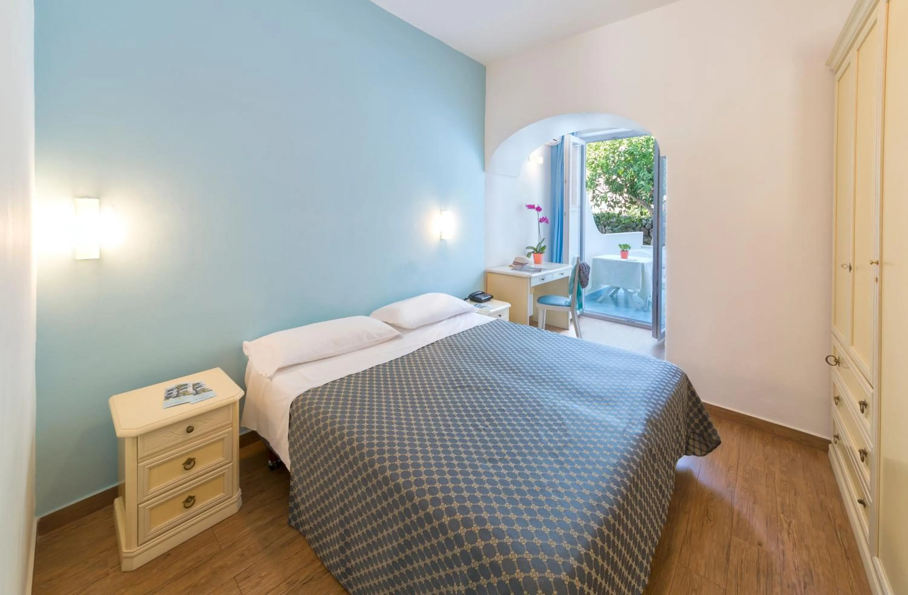 Mountain view, Bed in Hotel Costa Citara