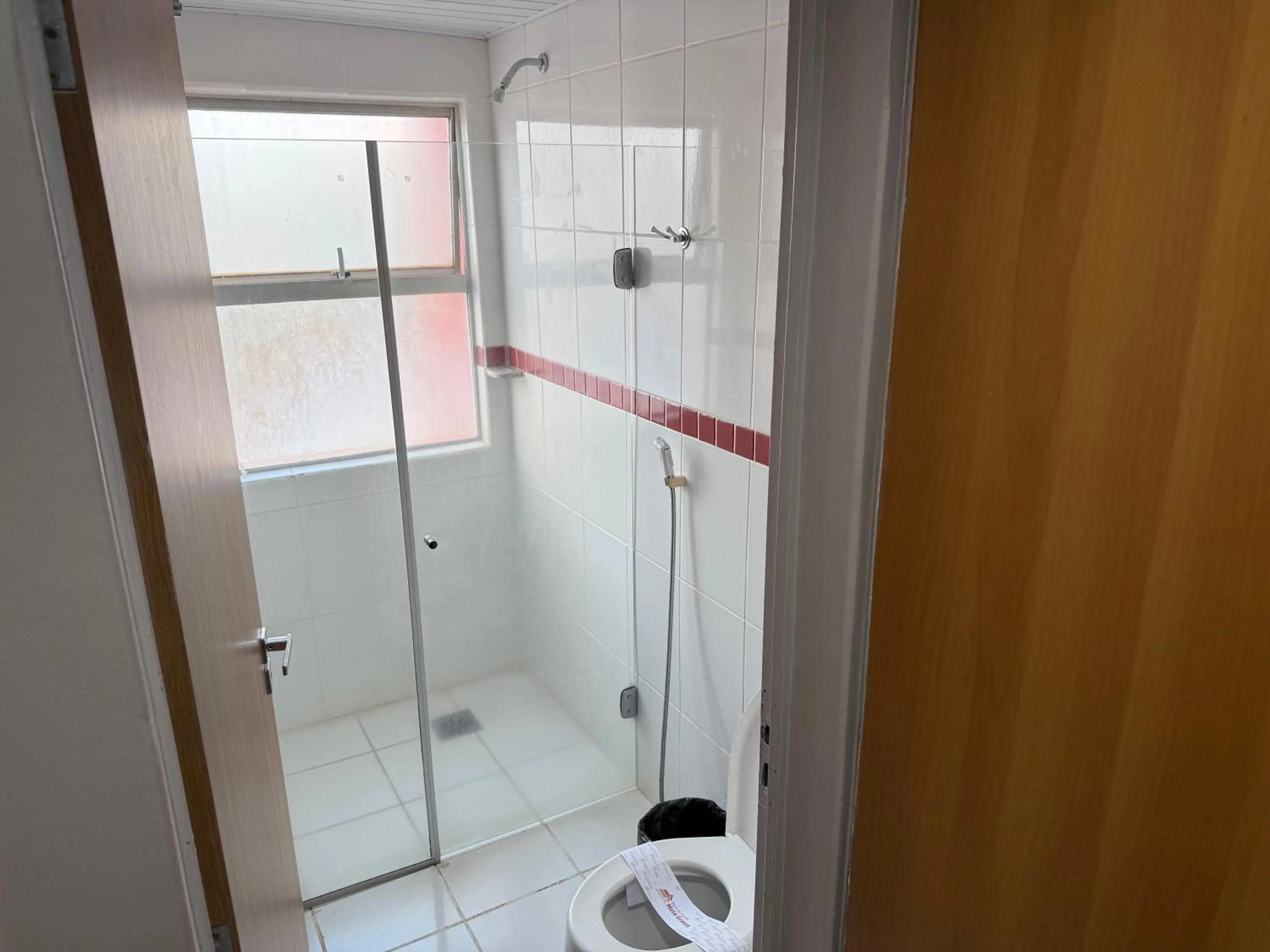 Shower in Mato Grosso Palace Hotel