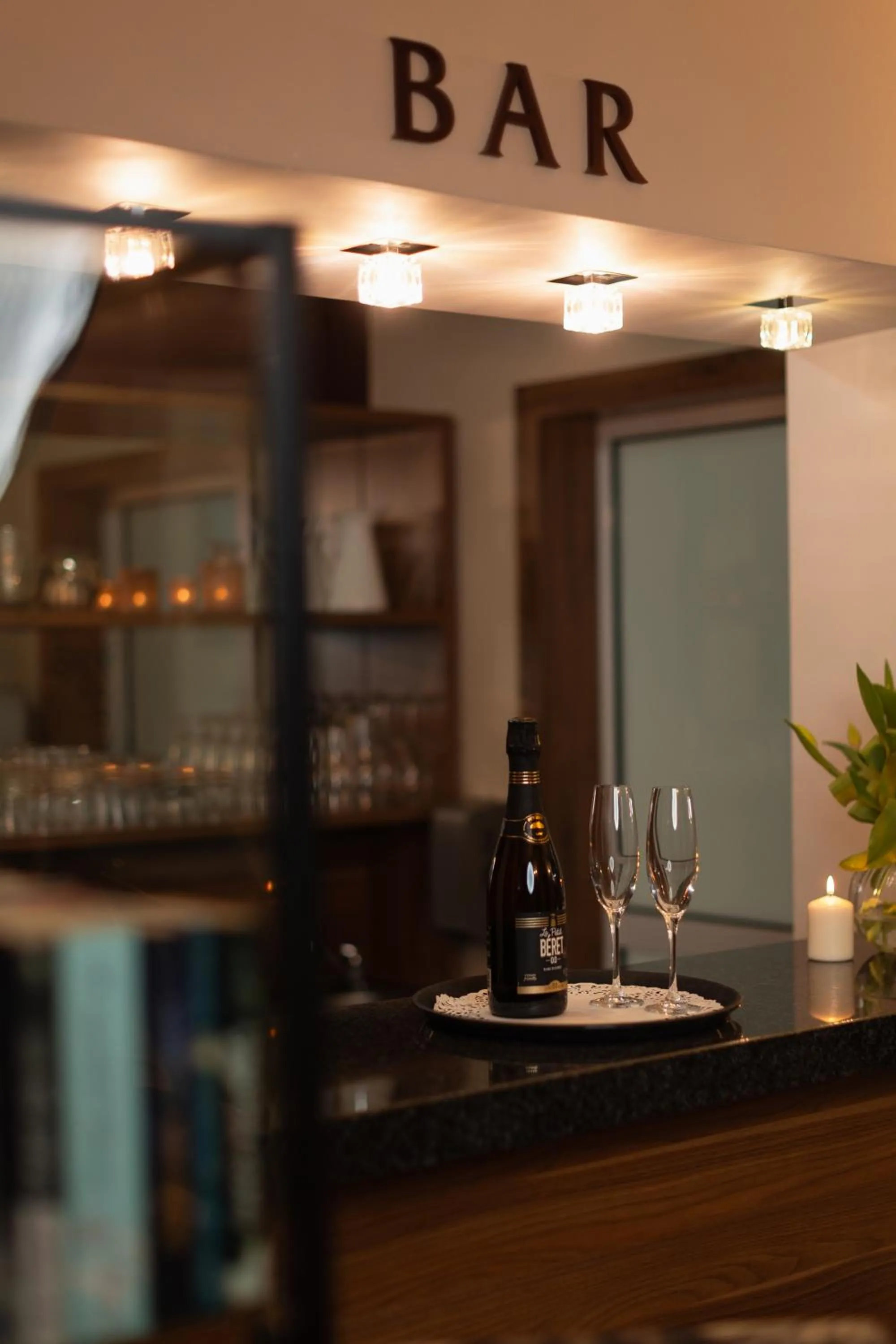 Lounge or bar in Paria Hotel