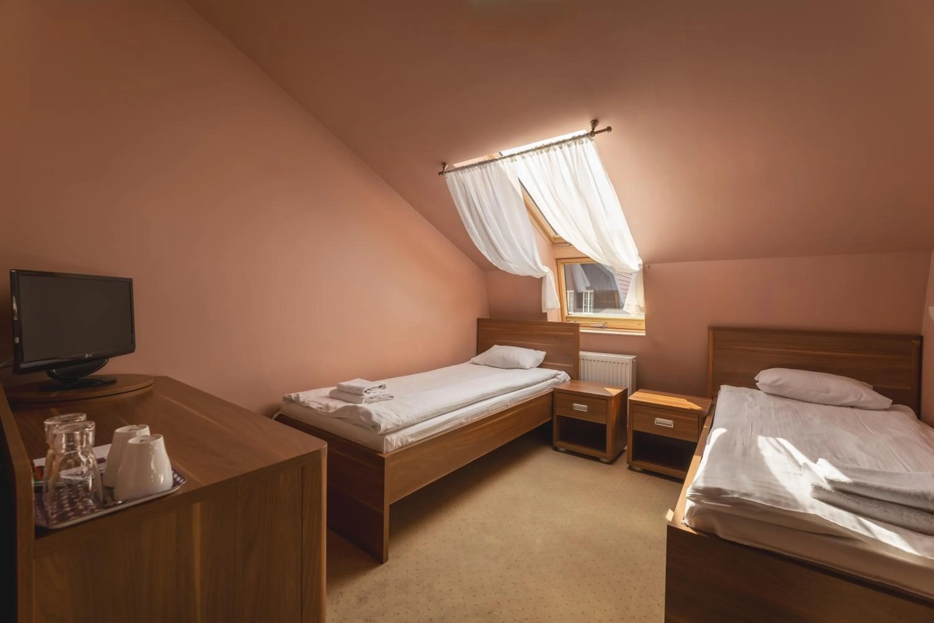 Breakfast, Bed in Paria Hotel