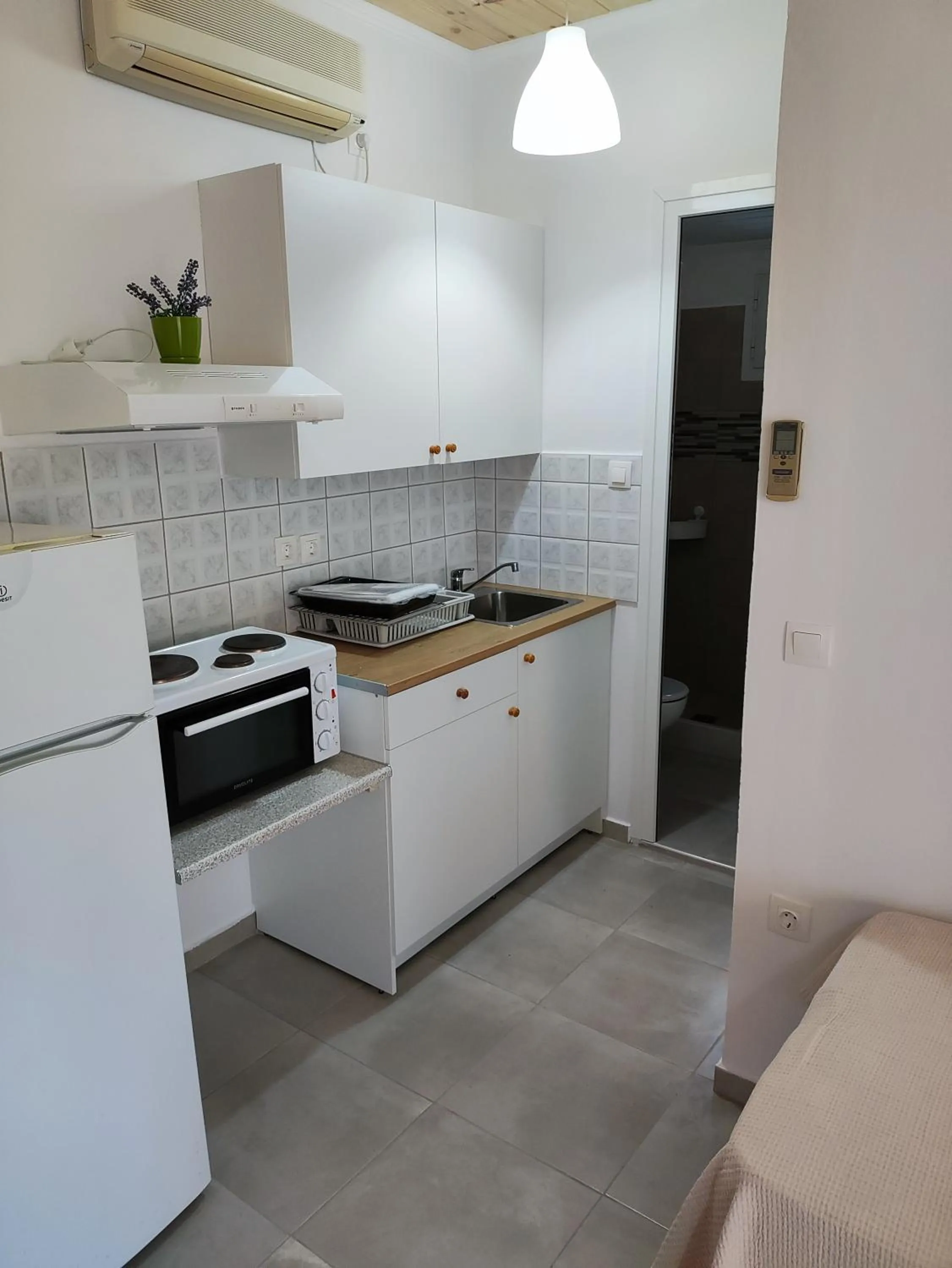 Kitchen or kitchenette in KOUVERTA APARTMENTS
