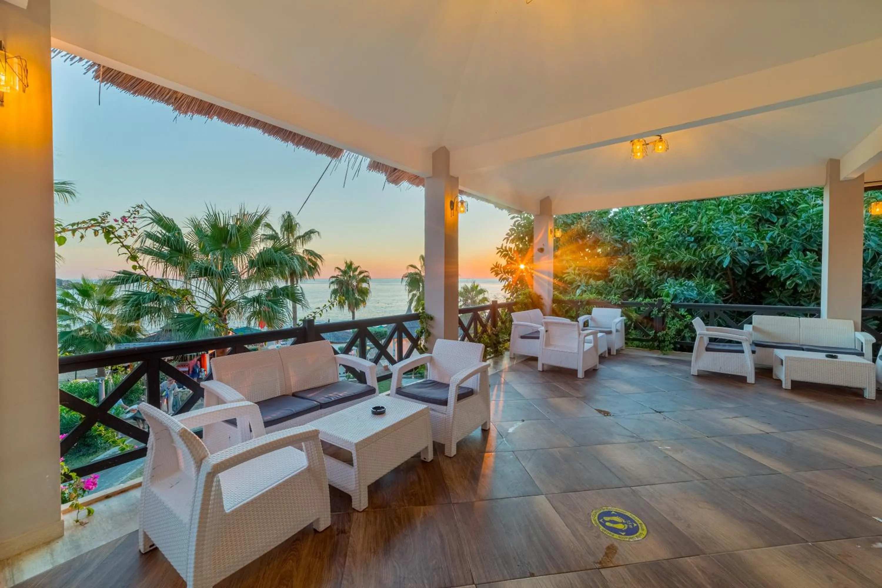 Patio in Justiniano Club Alanya