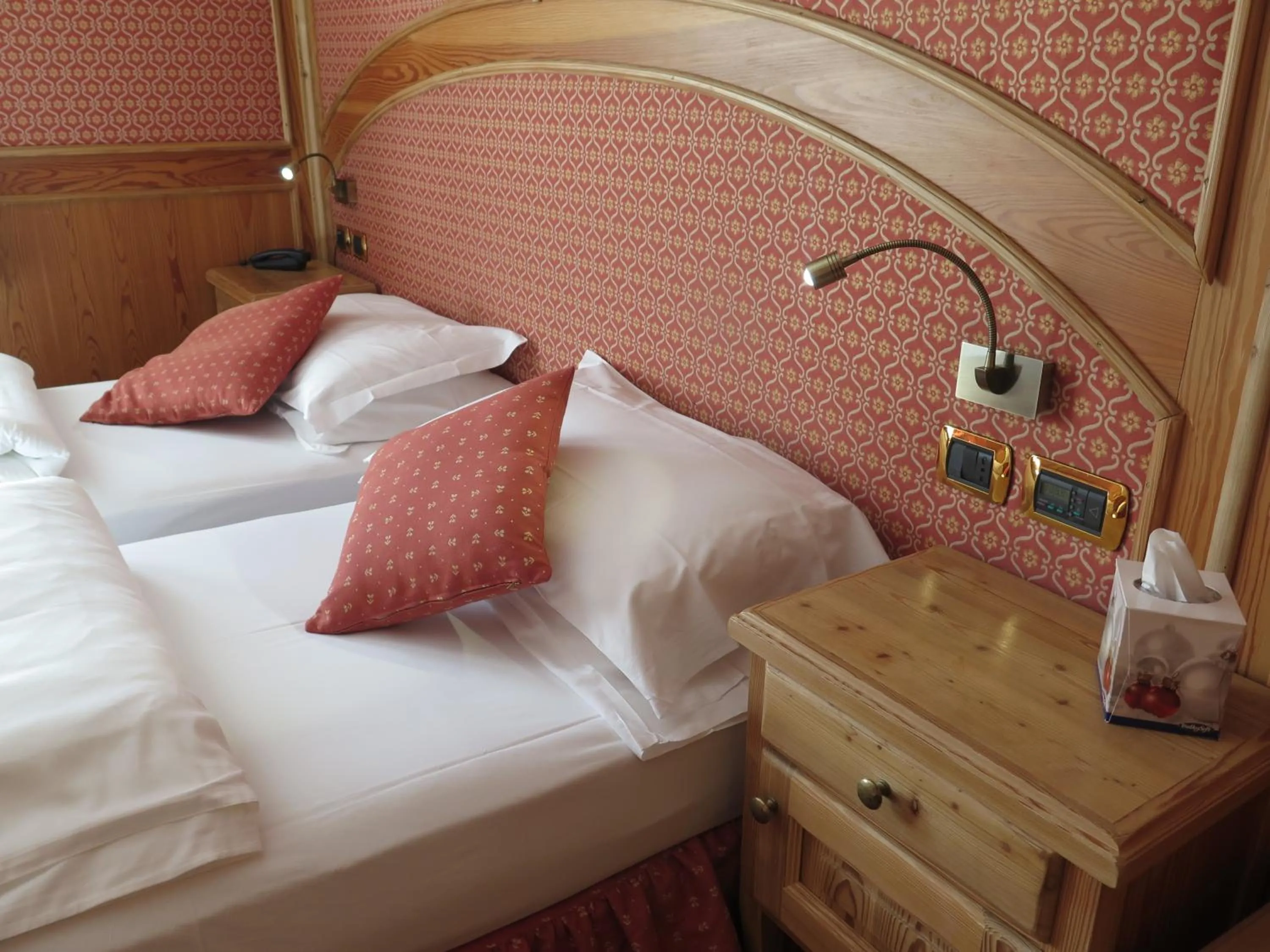 Bedroom, Bed in Chambres Mont Cervin