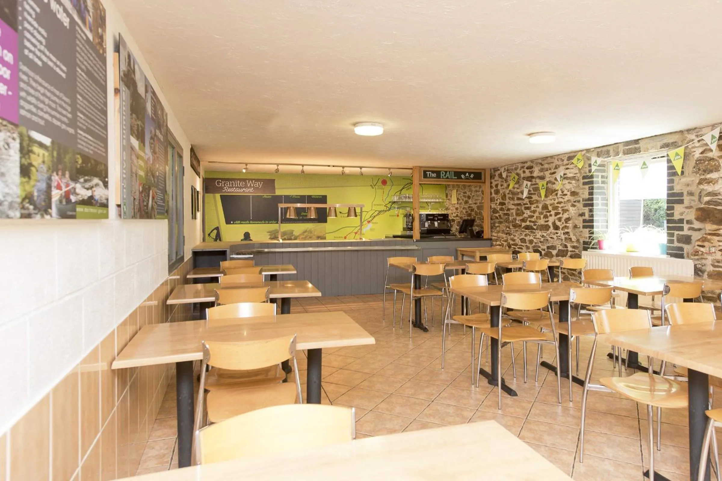 Restaurant/places to eat in YHA Okehampton - Partner