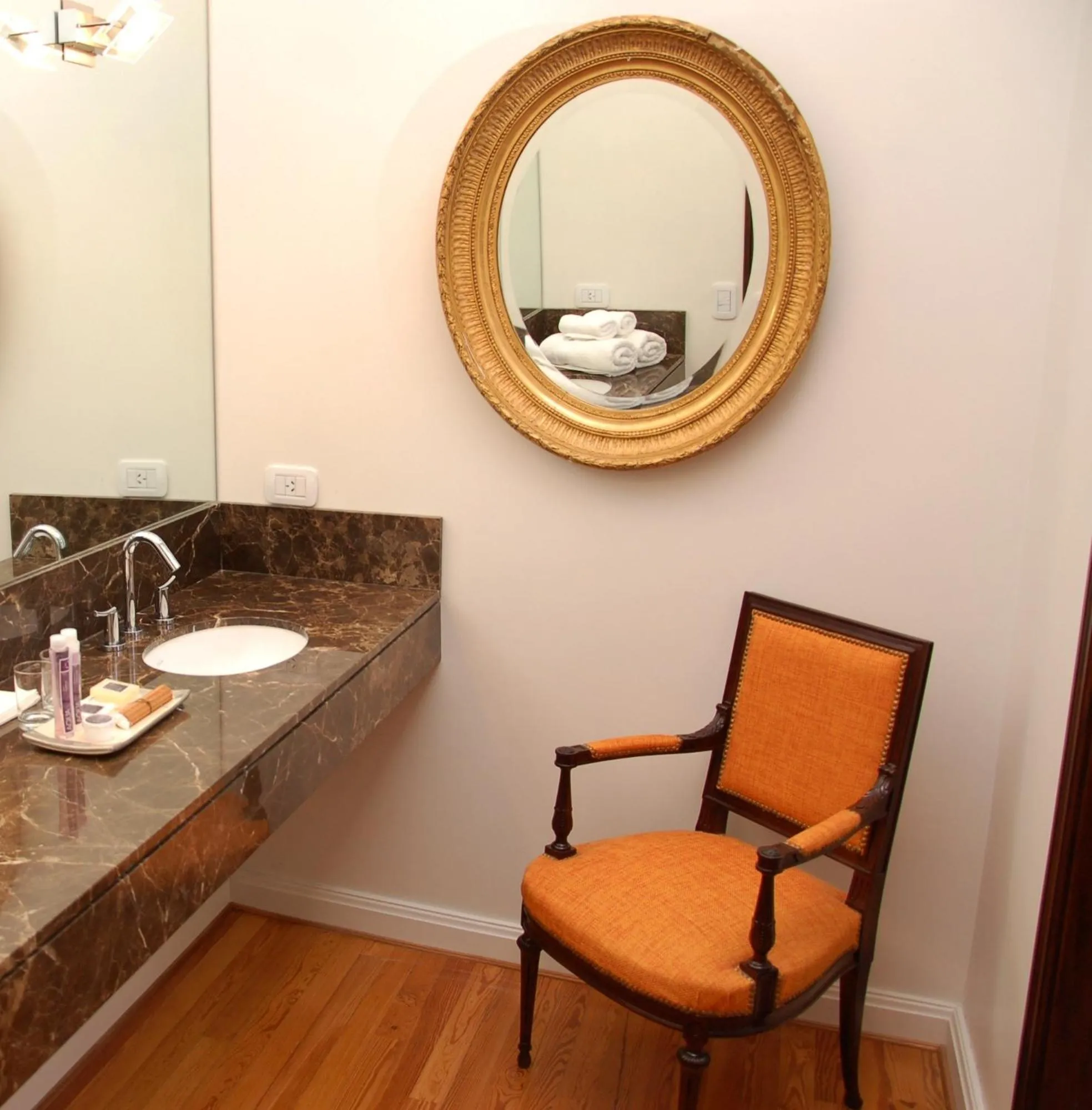 Bathroom in Magnolia Hotel Boutique
