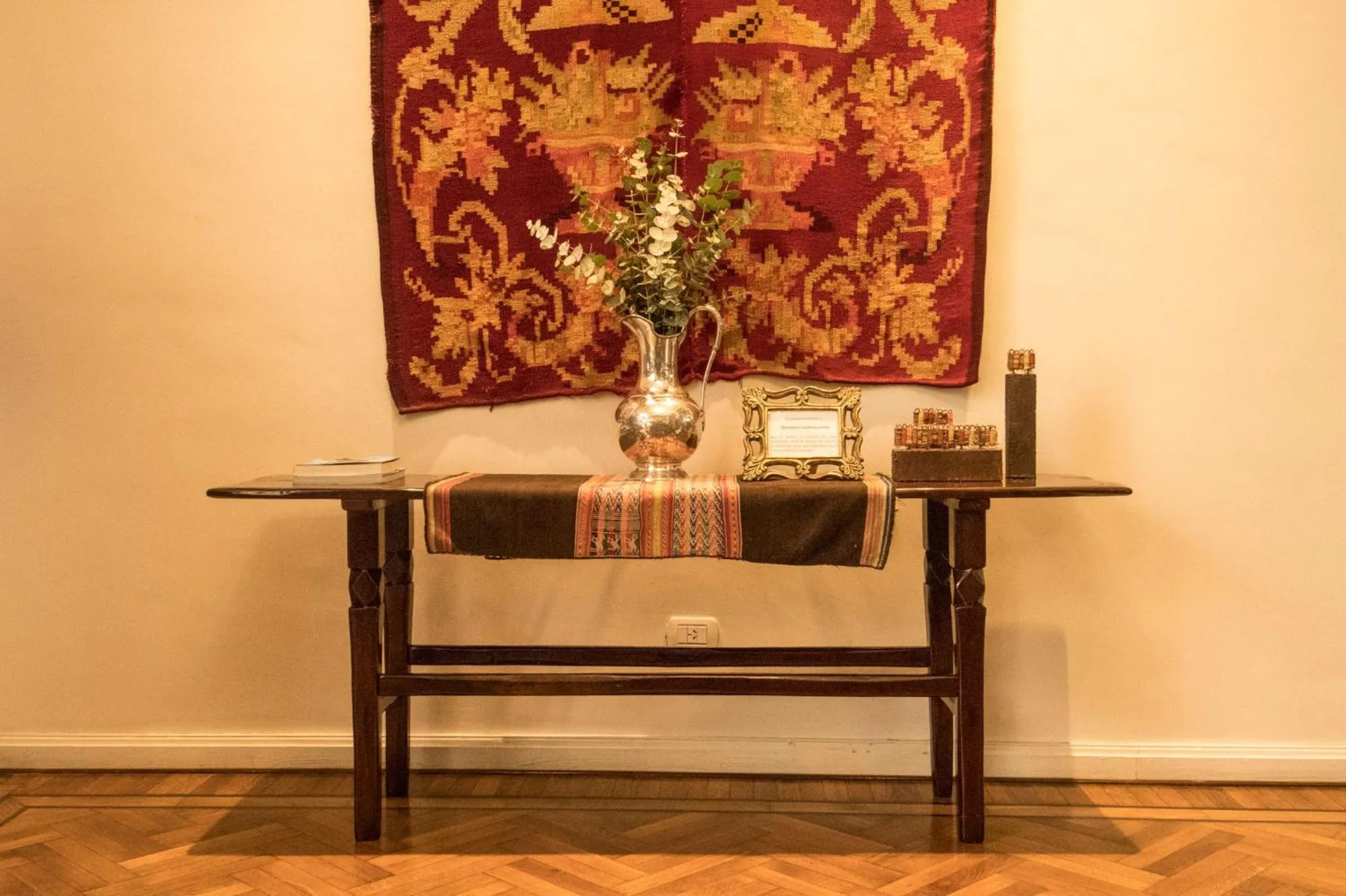 Decorative detail in Magnolia Hotel Boutique