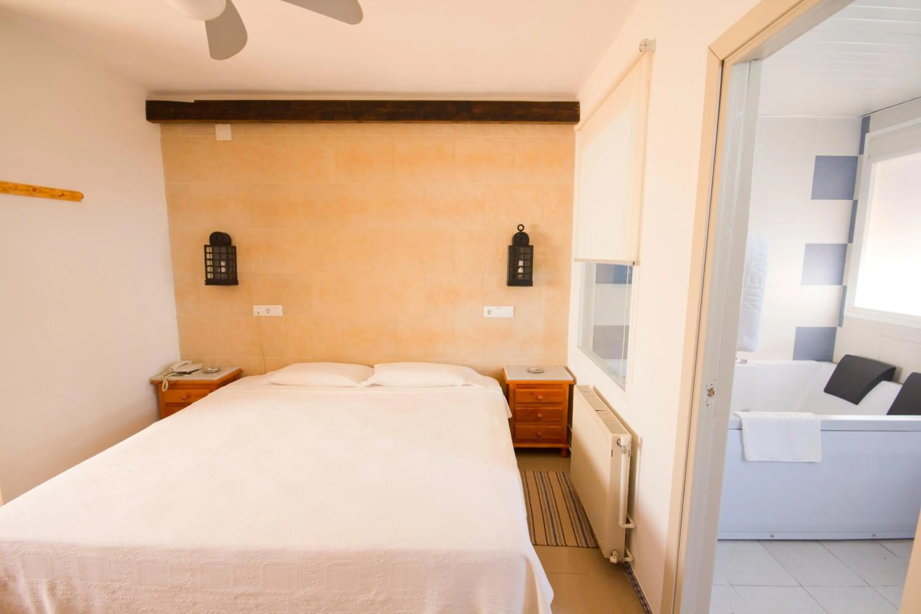 Bed in Hostal Nueva Andalucia