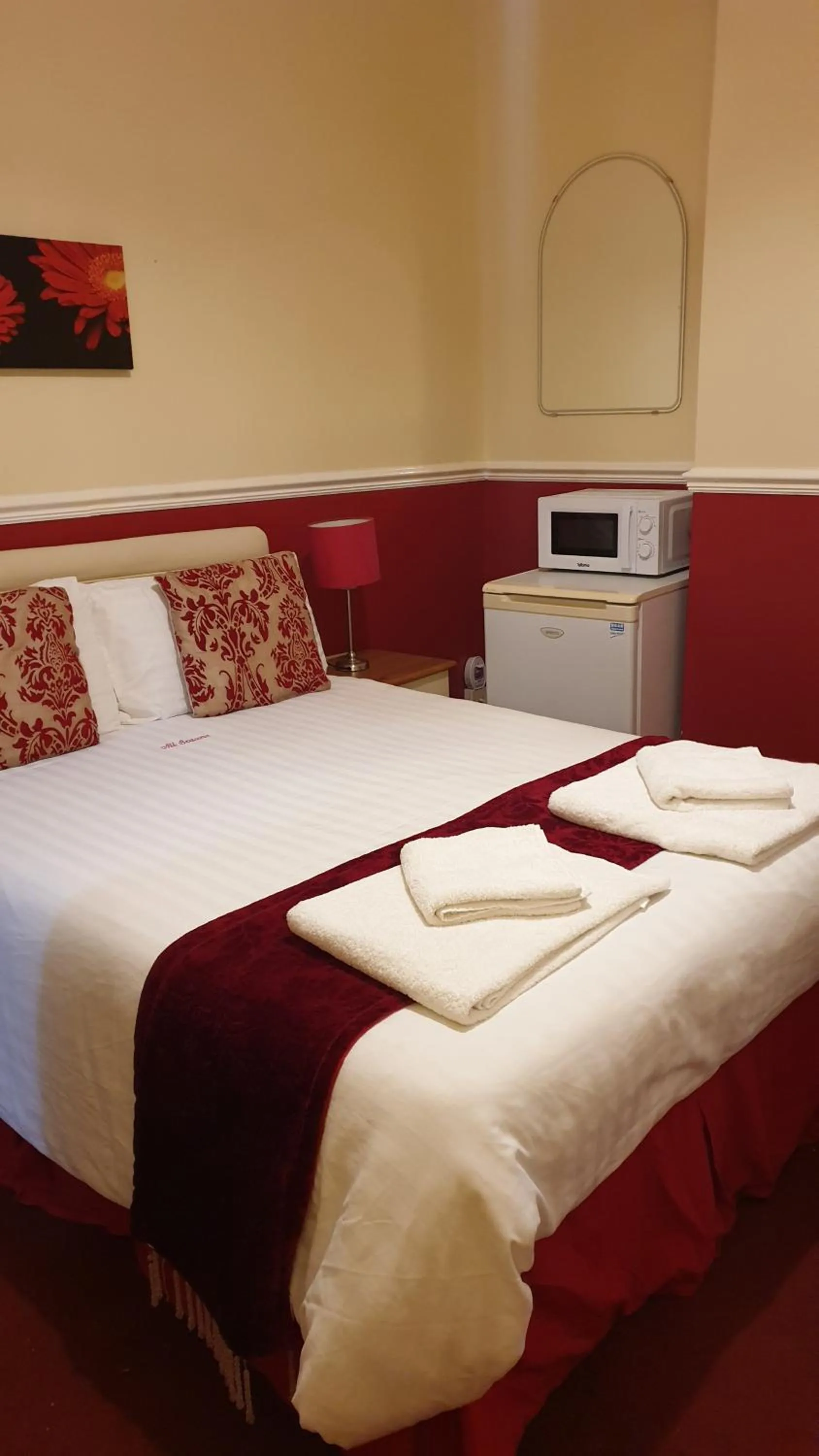 Bed in All Seasons Guest House