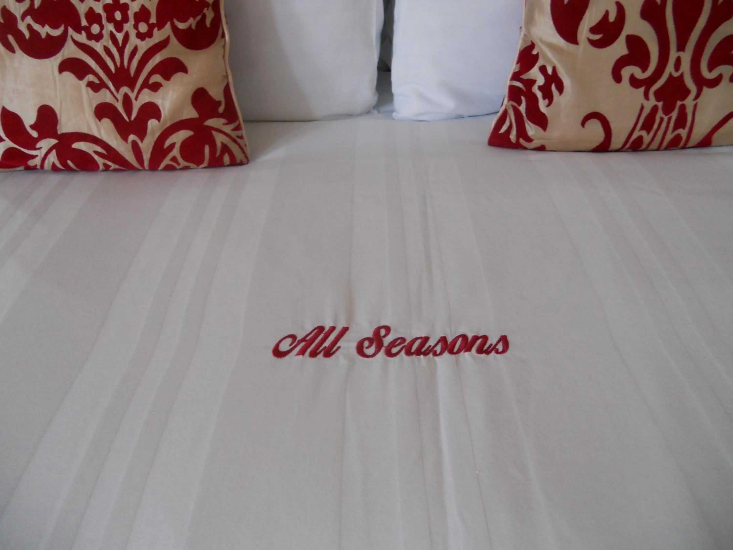 Property logo or sign, Bed in All Seasons Guest House