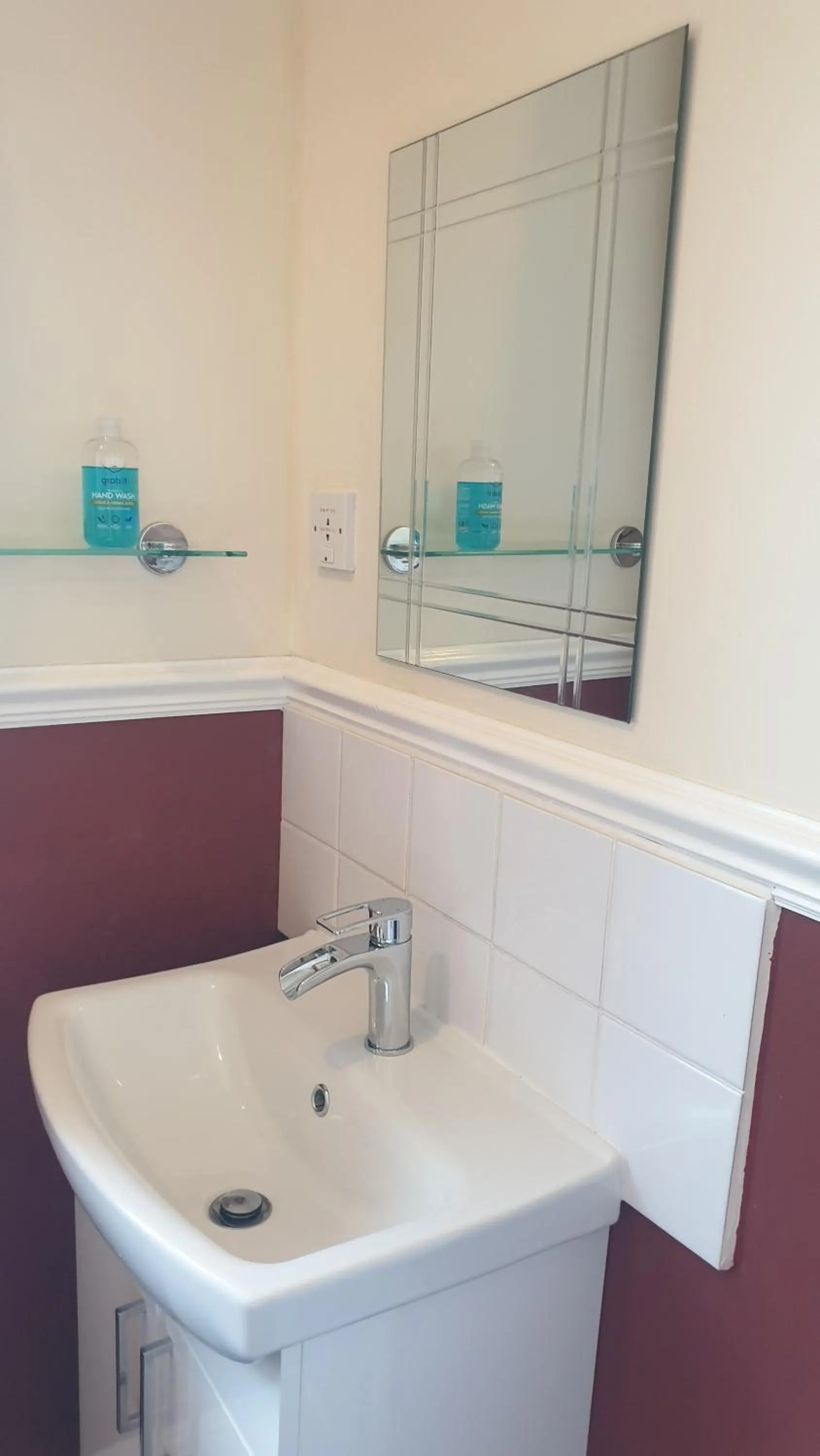 Bathroom in All Seasons Guest House