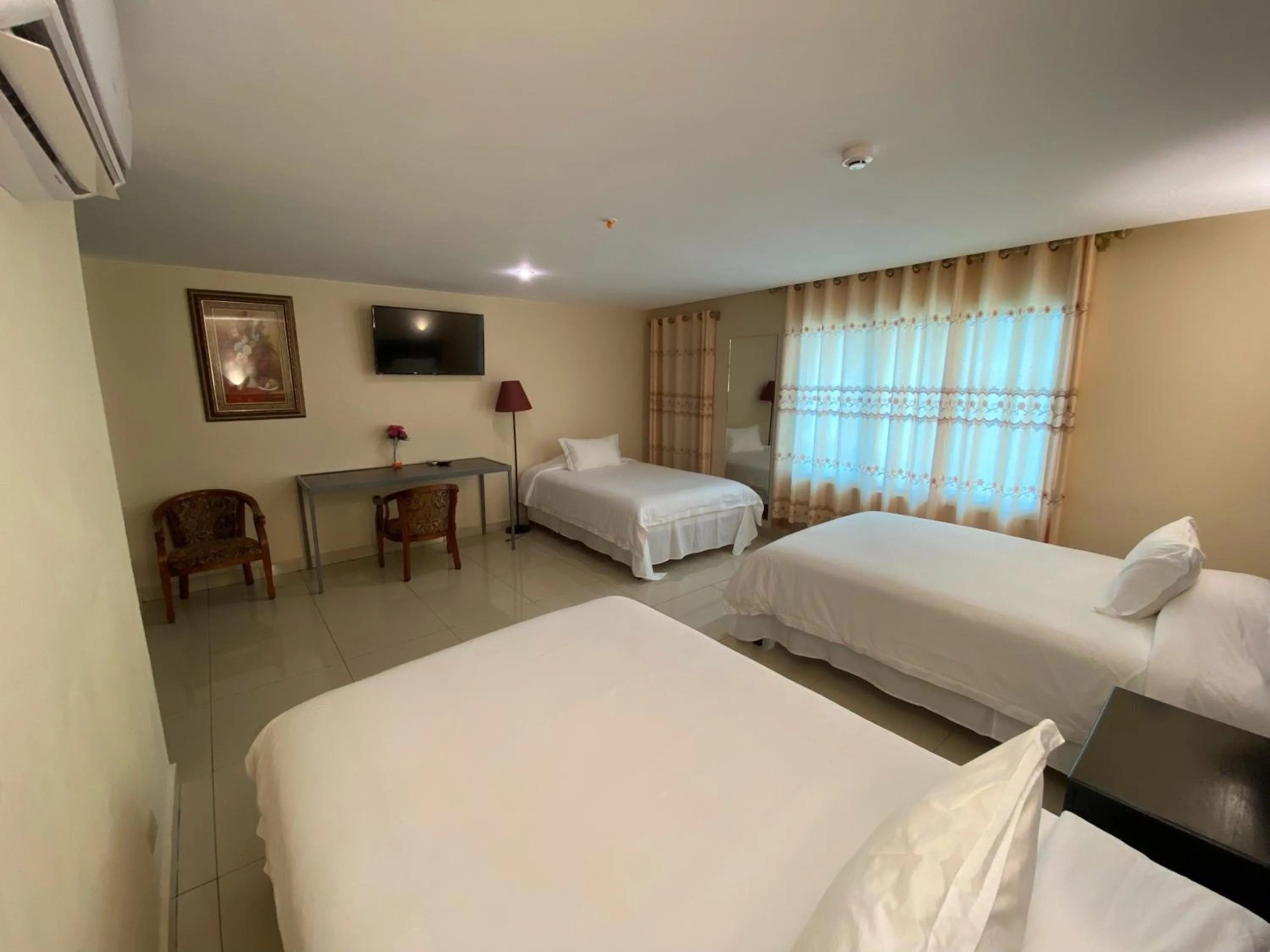 Bed in Hotel F Sur Inn