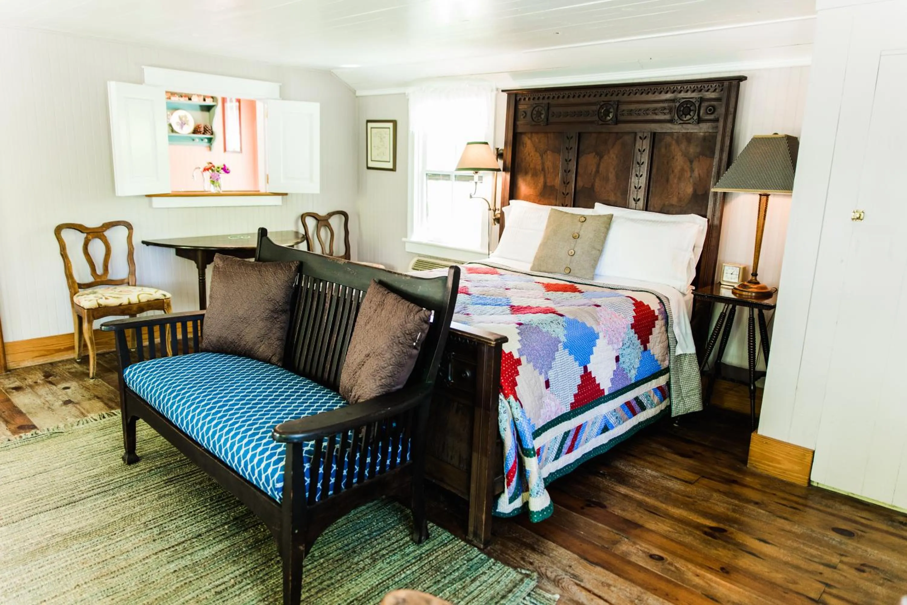 Bed in Roanoke Island Inn