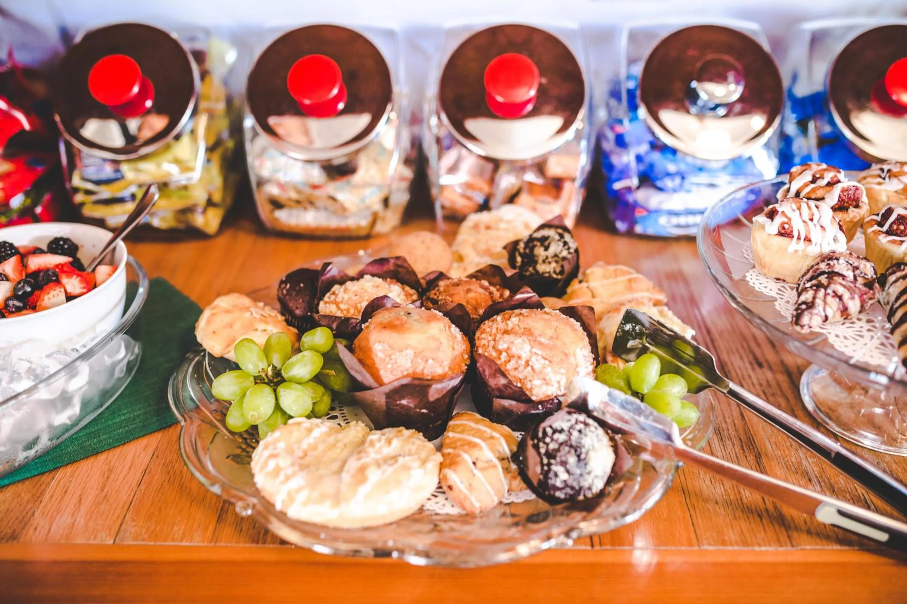 Food in Roanoke Island Inn