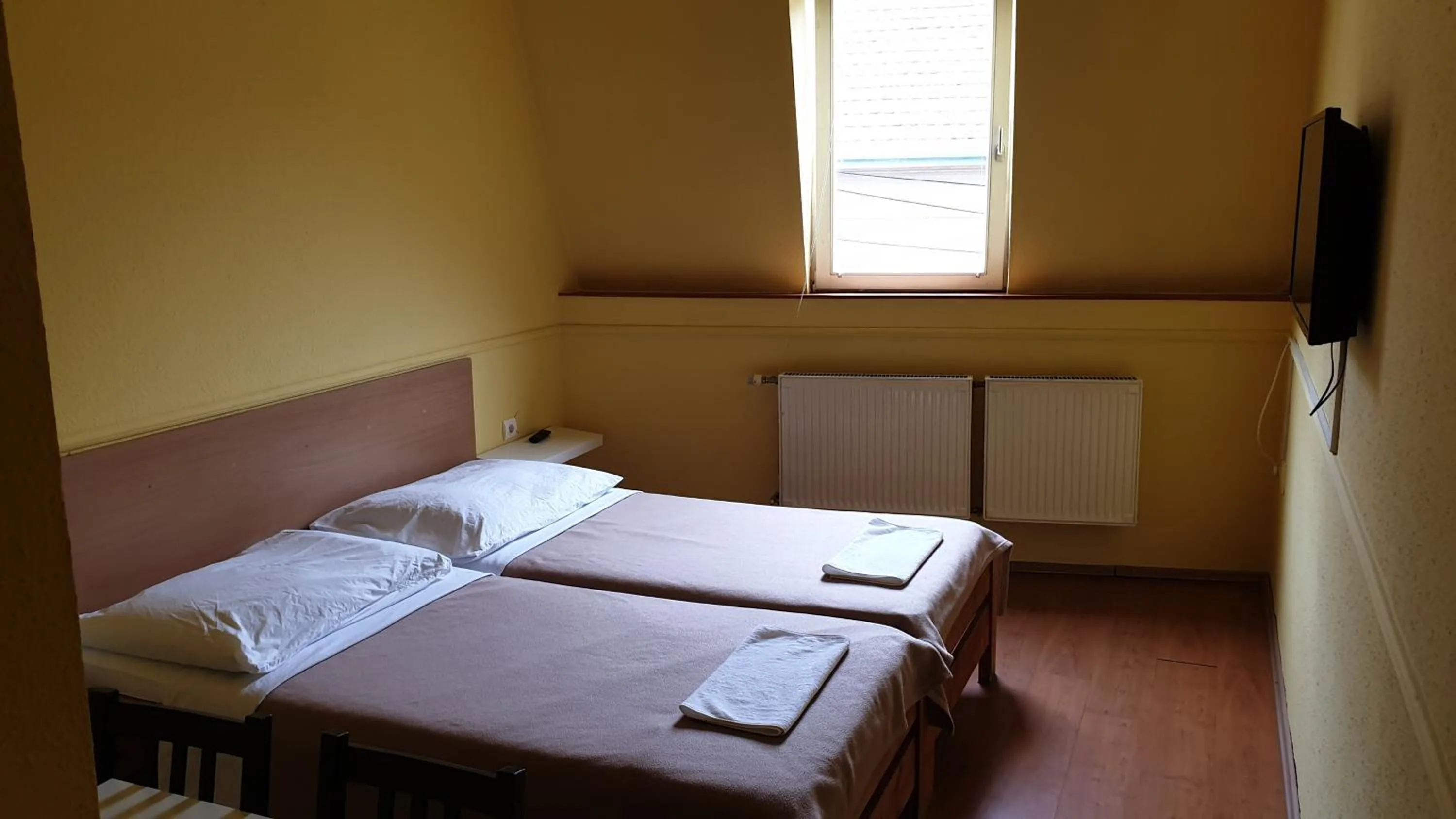 Bed in Jáde Panzió