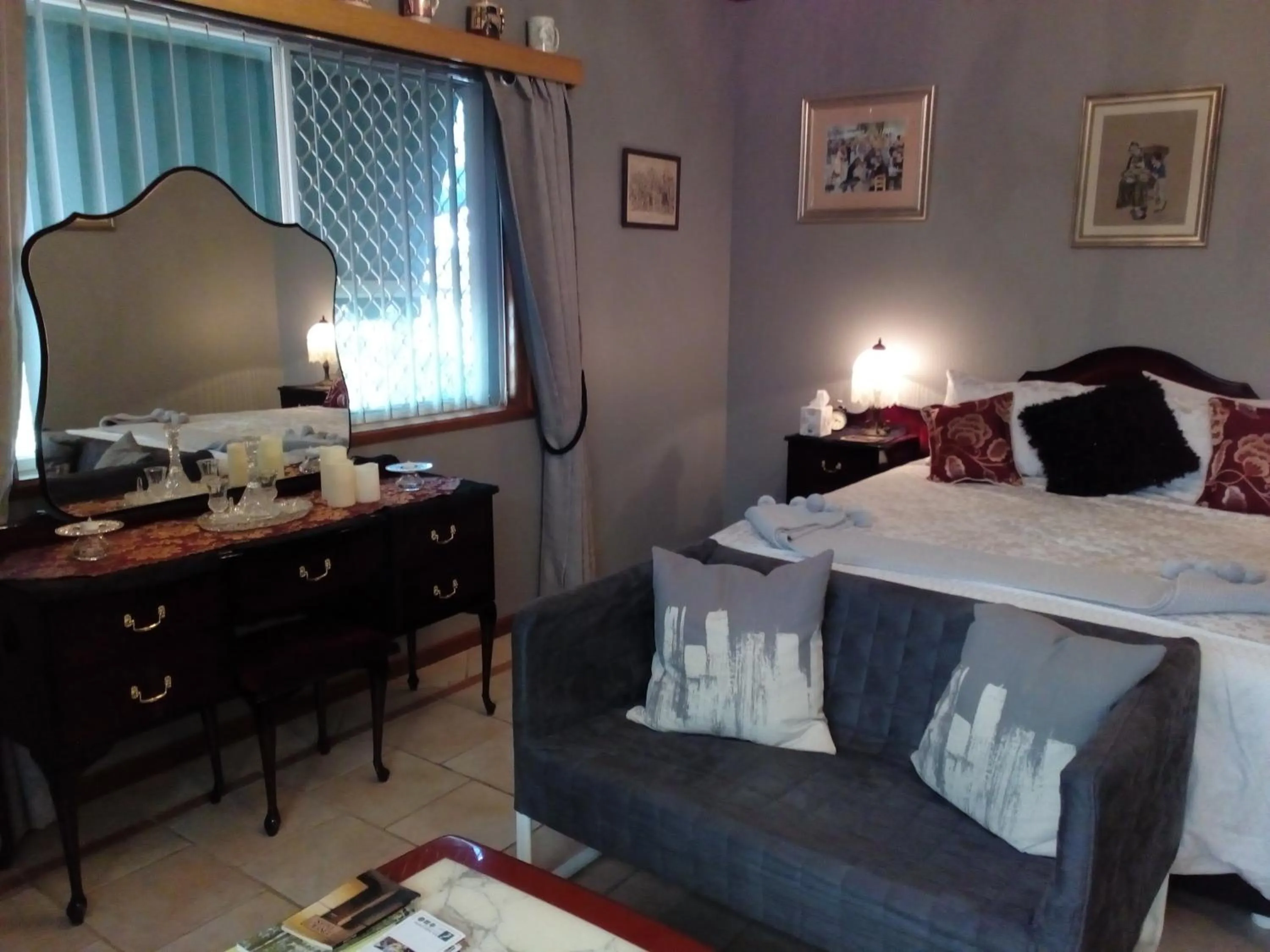 Bed in York's Lookout Lodge Bed And Breakfast