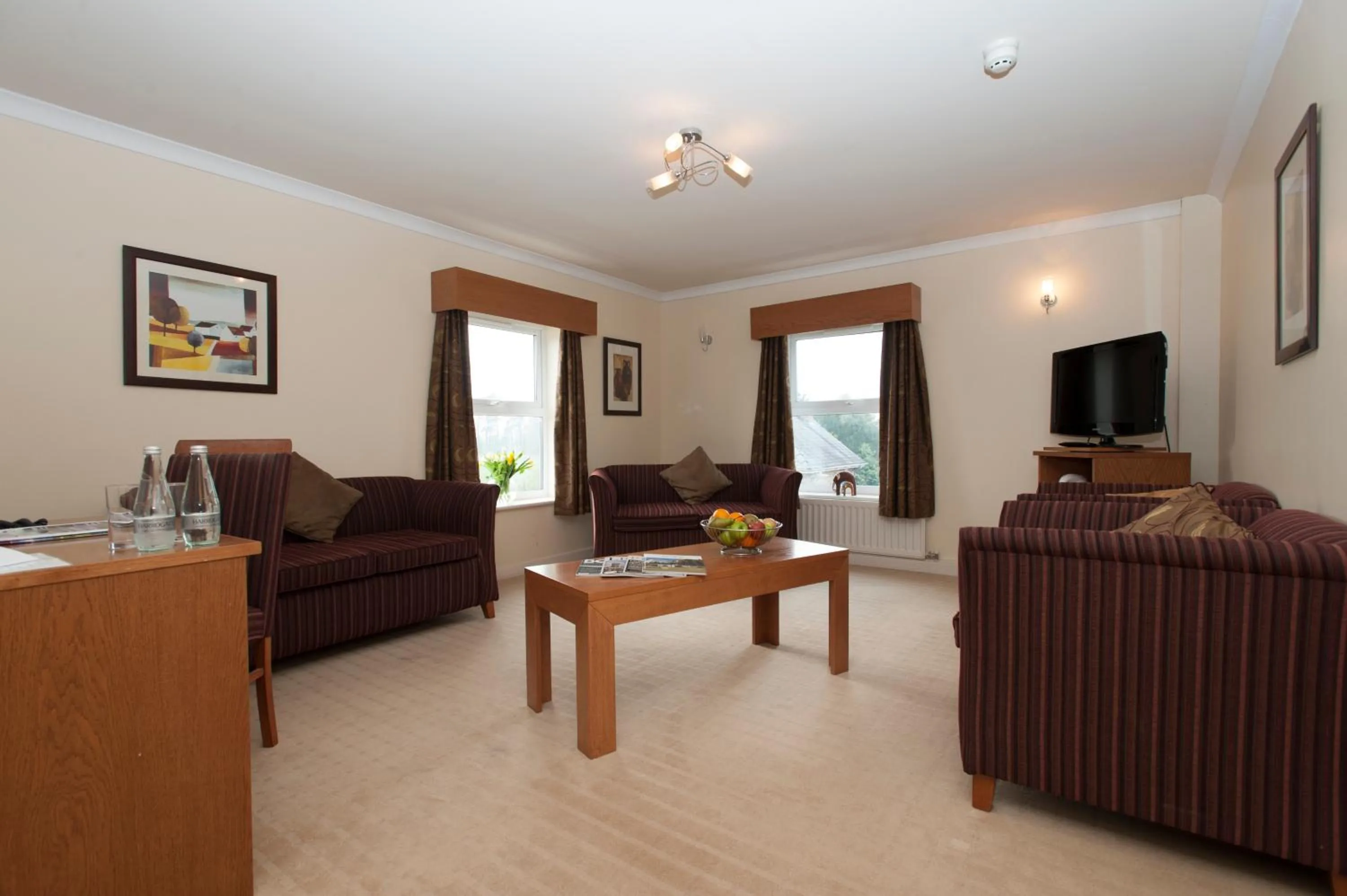 Living room in Burn Hall Hotel