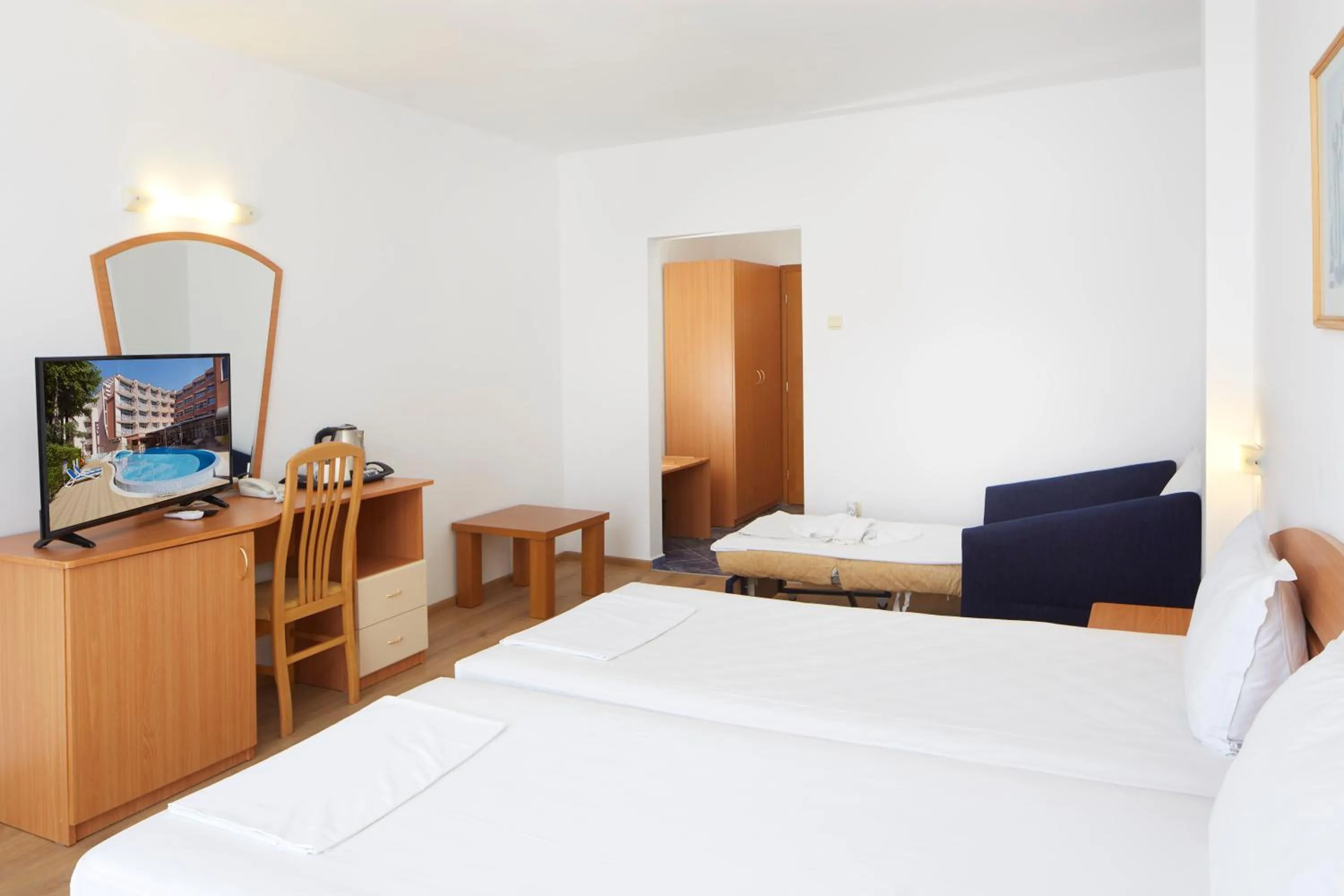 Communal lounge/ TV room in Hotel Opal ALL INCLUSIVE