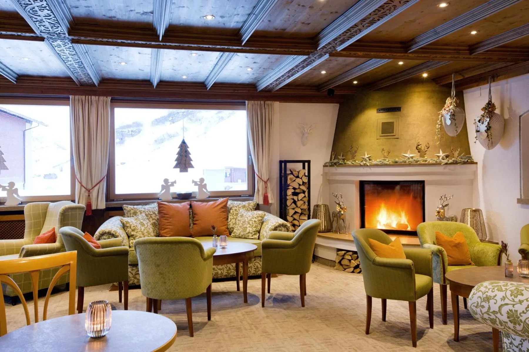 Lounge or bar in Hotel Albona Nova