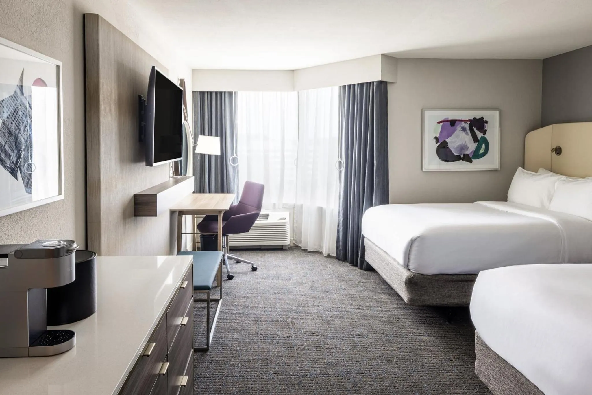 Photo of the whole room, Bed in Crowne Plaza Atlanta NE - Norcross by IHG